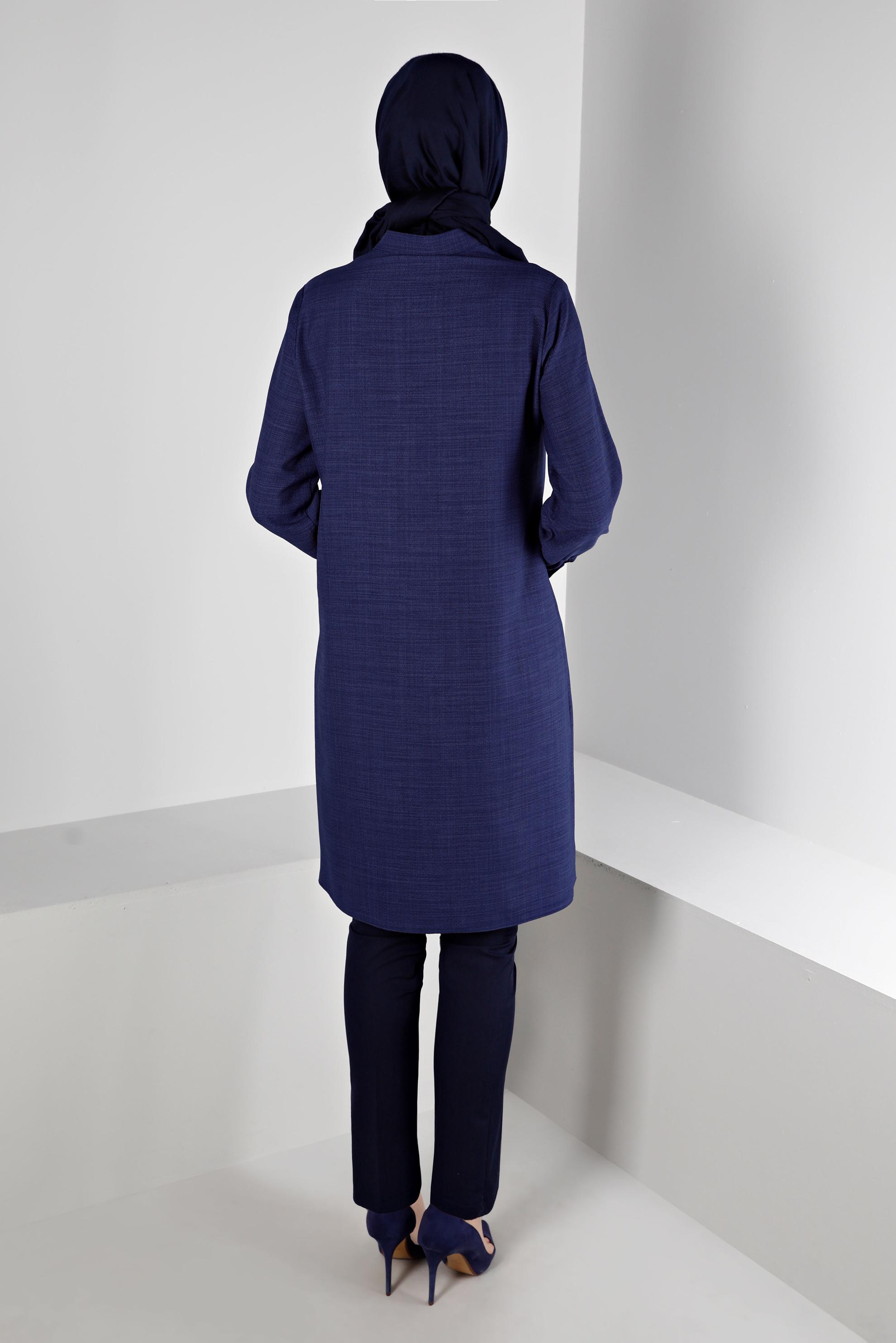 Tesettür giyim LACİVERT ZİNCİR DETAYLI DÜĞMELİ TUNİK 43314