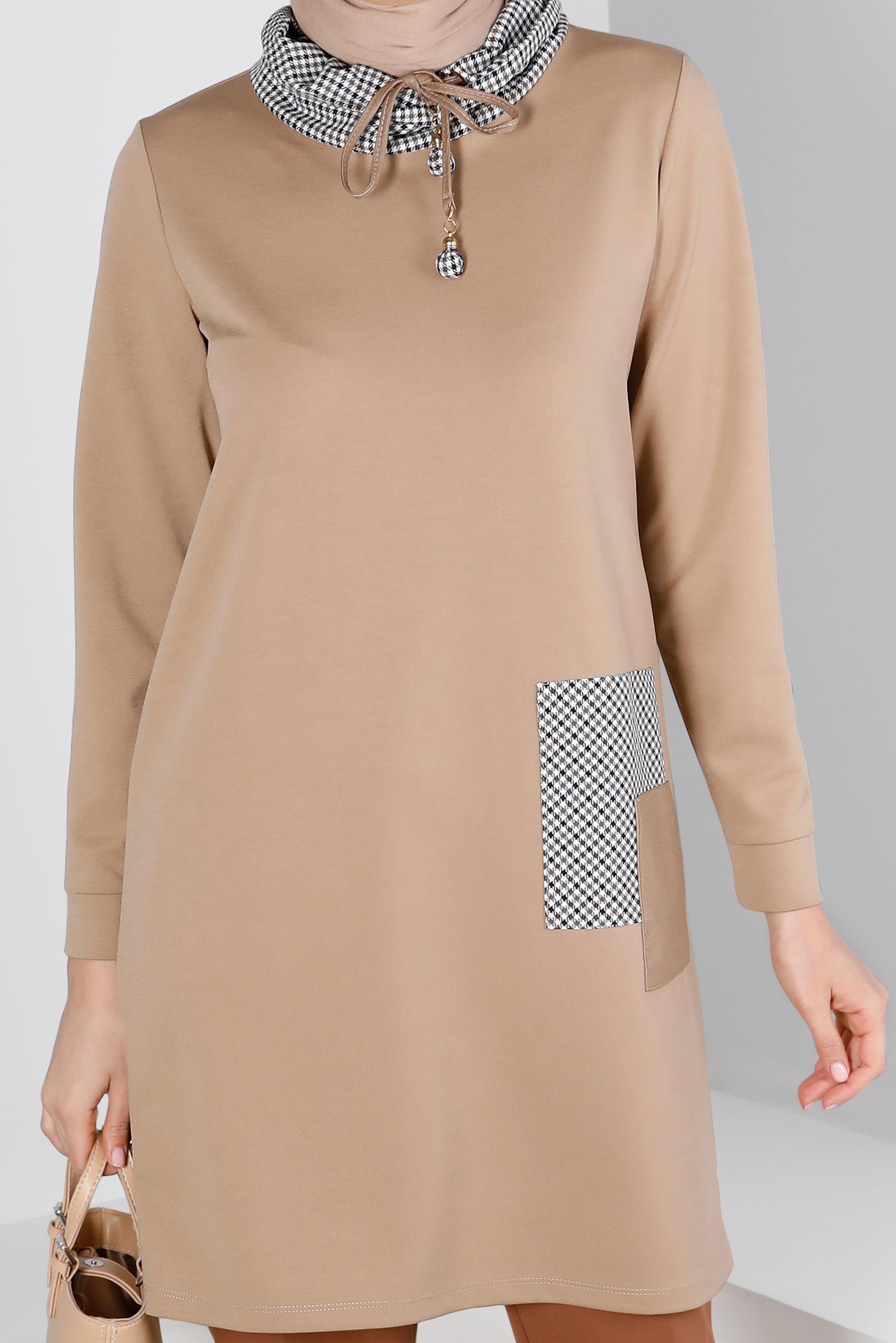 Tesettür giyim BEJ EKOSE DESEN DETAYLI BAĞCIKLI TUNİK 43321 