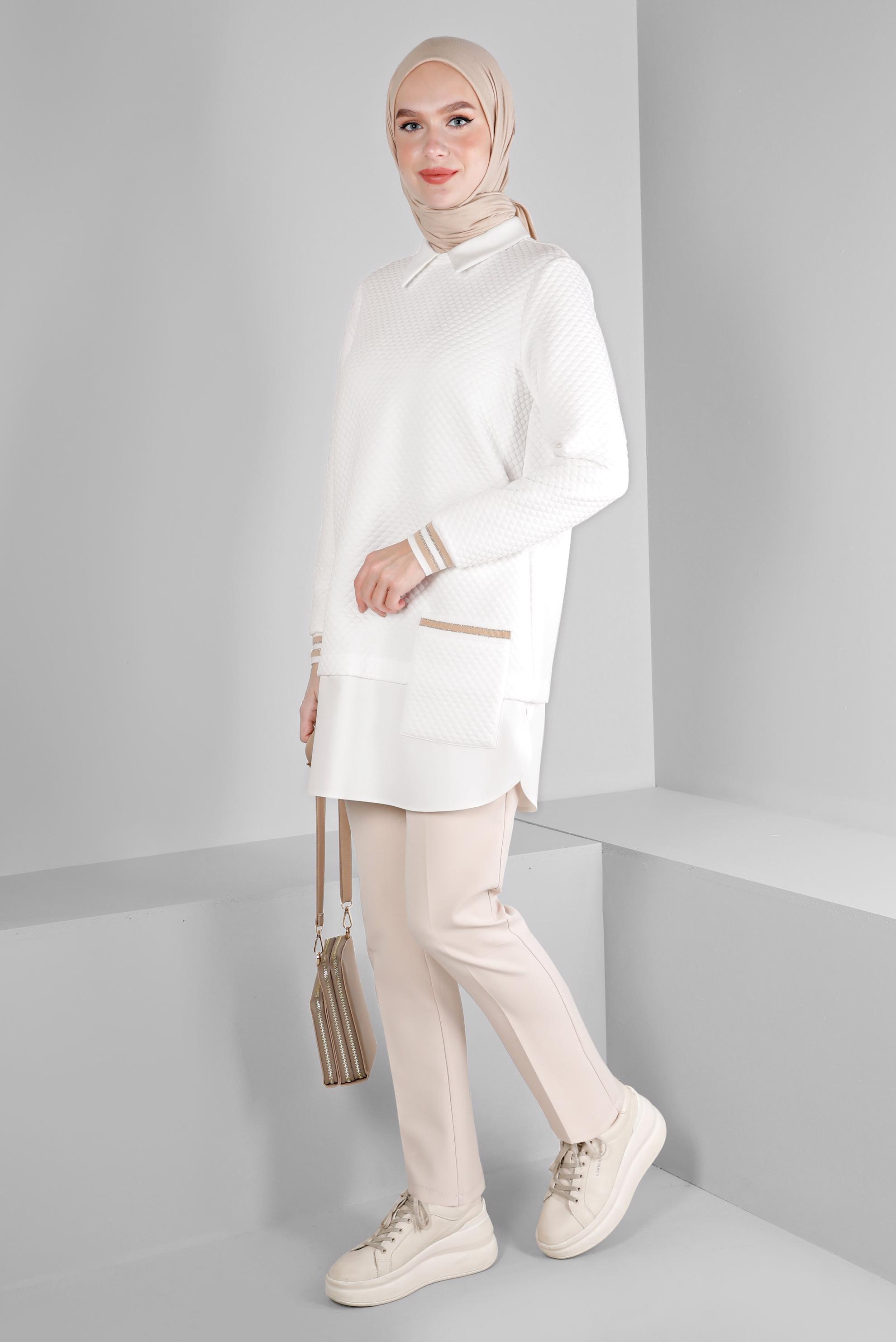 Tesettür giyim BEYAZ KAPİTONE DESENLİ CEPLİ TUNİK 43356