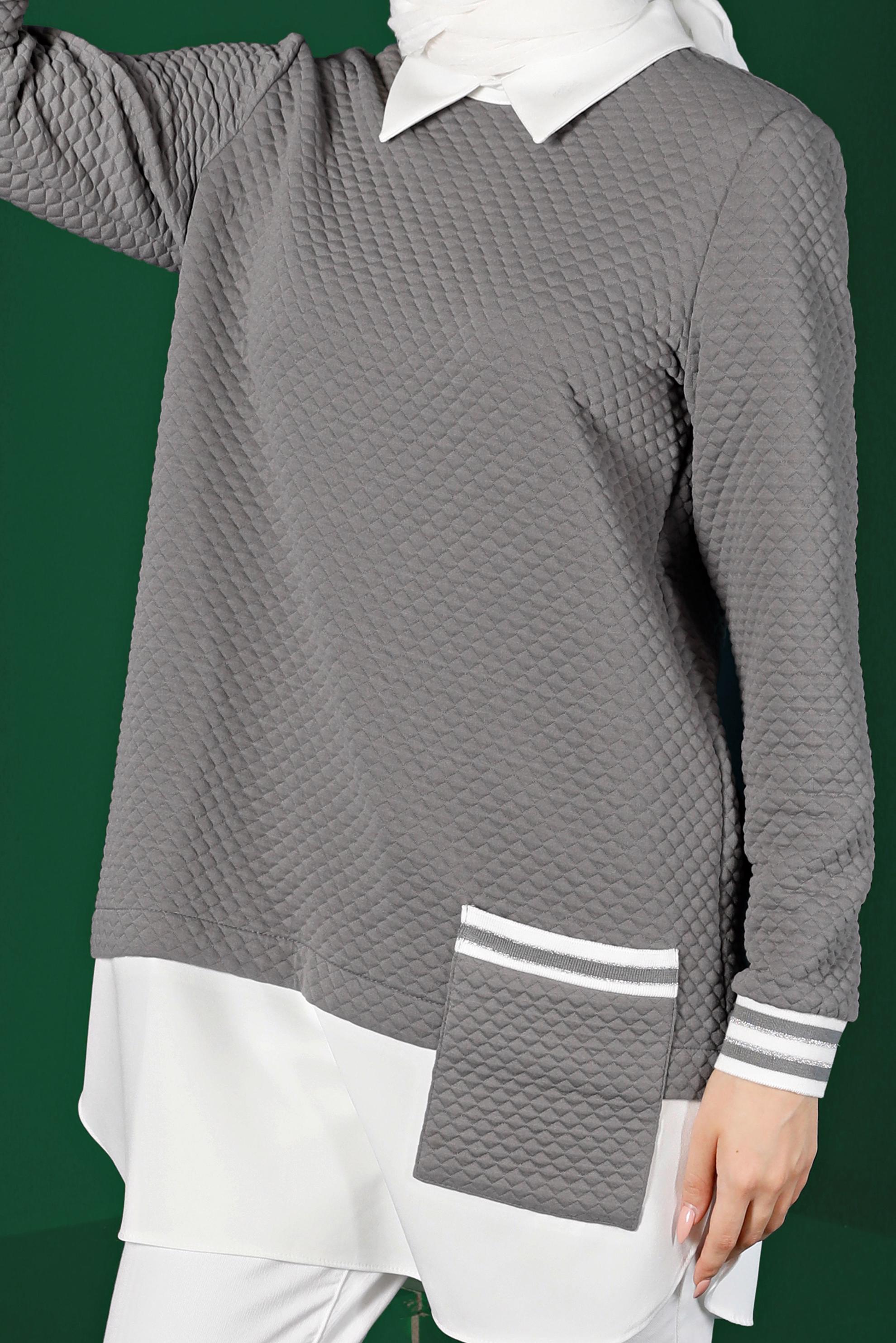 Tesettür giyim GRİ KAPİTONE DESENLİ CEPLİ TUNİK 43356