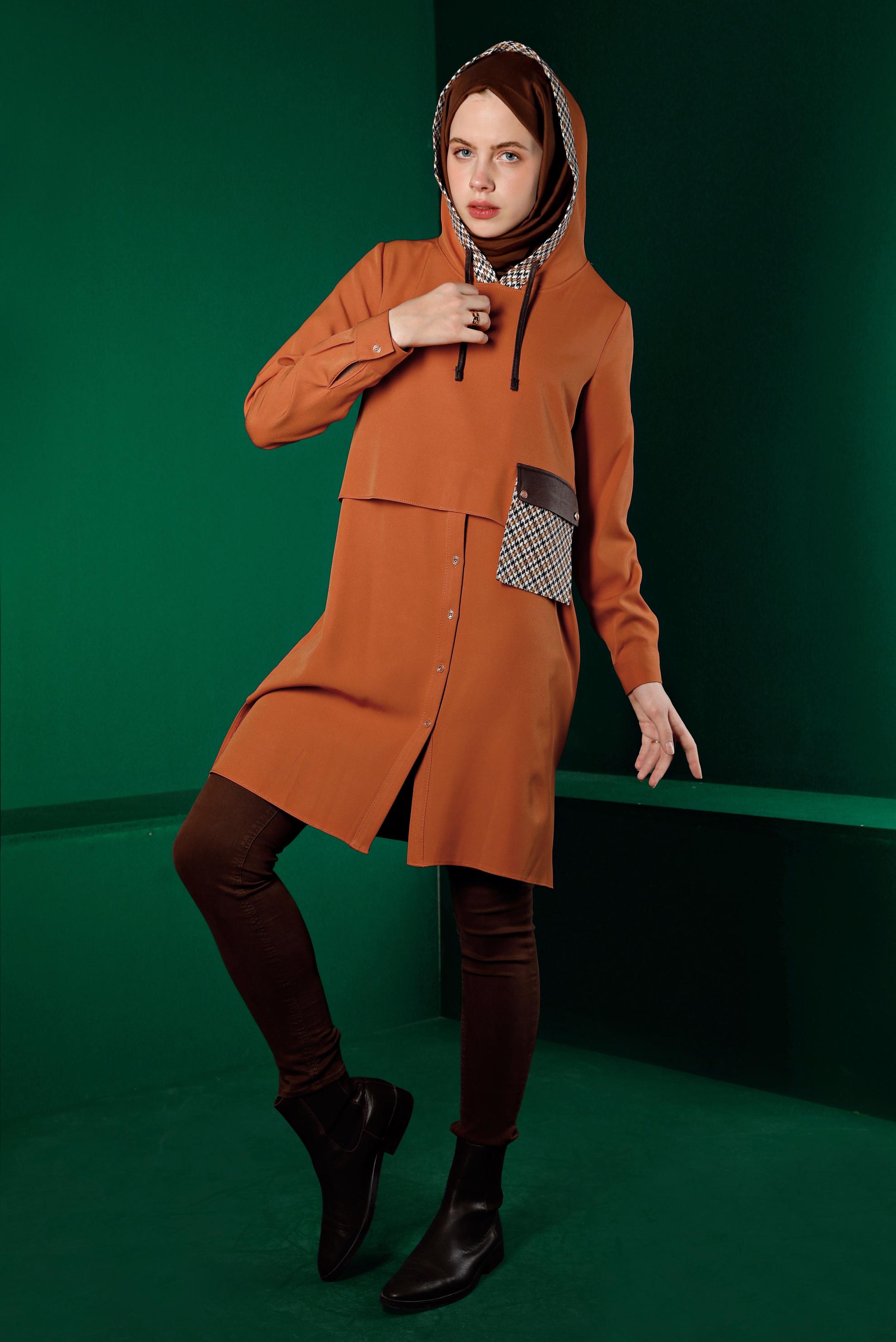 Tesettür giyim TURUNCU KAZAYAĞI DESENLİ CEPLİ TUNİK 43375