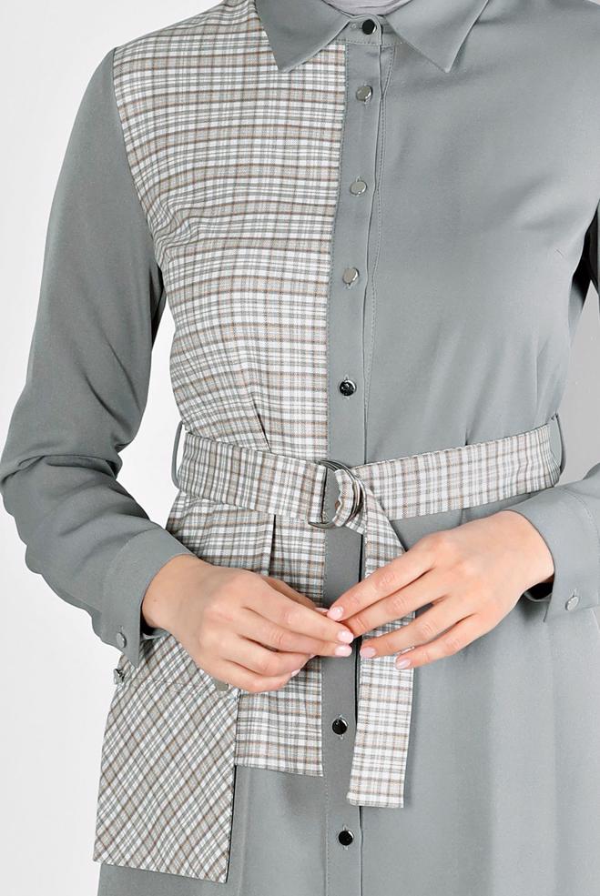 Tesettür giyim GRİ EKOSE DESEN DETAYLI CEPLİ TUNİK 43377 - ALVİNA