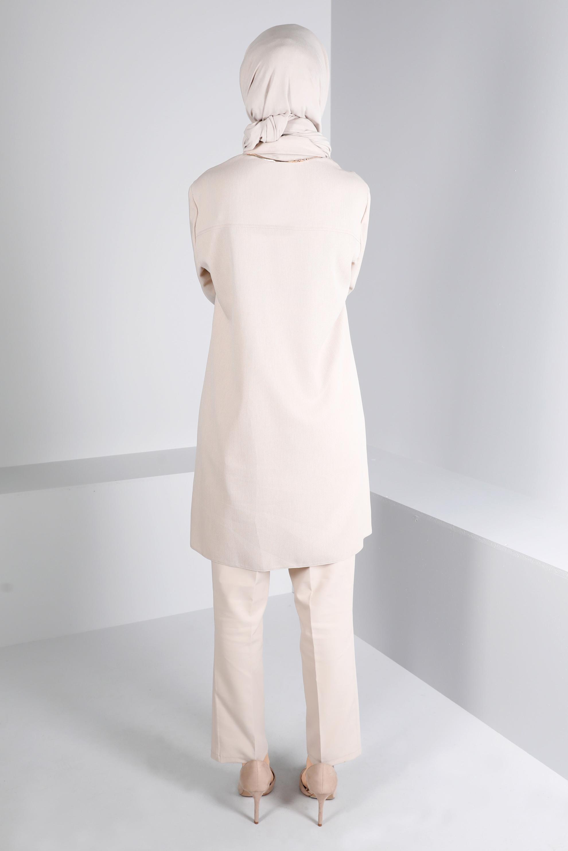 Tesettür giyim BEJ DÜĞMELİ CEPLİ TUNİK 43384 