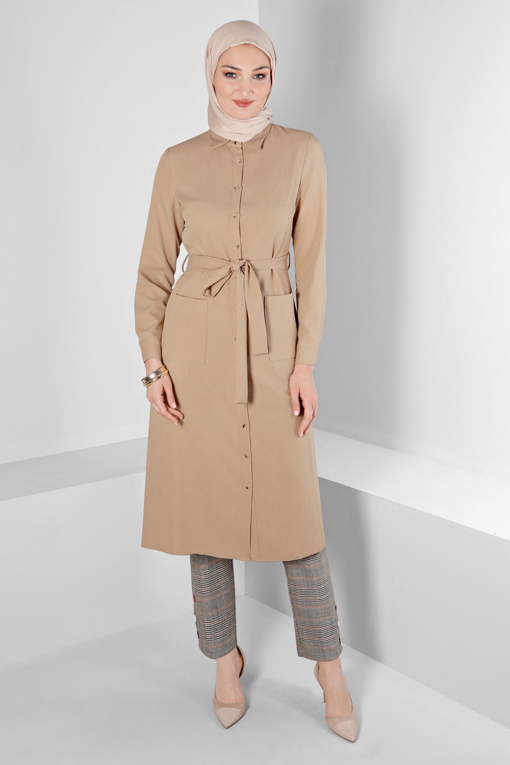 Tesettür giyim BEJ DÜĞMELİ KUŞAKLI TUNİK 43385