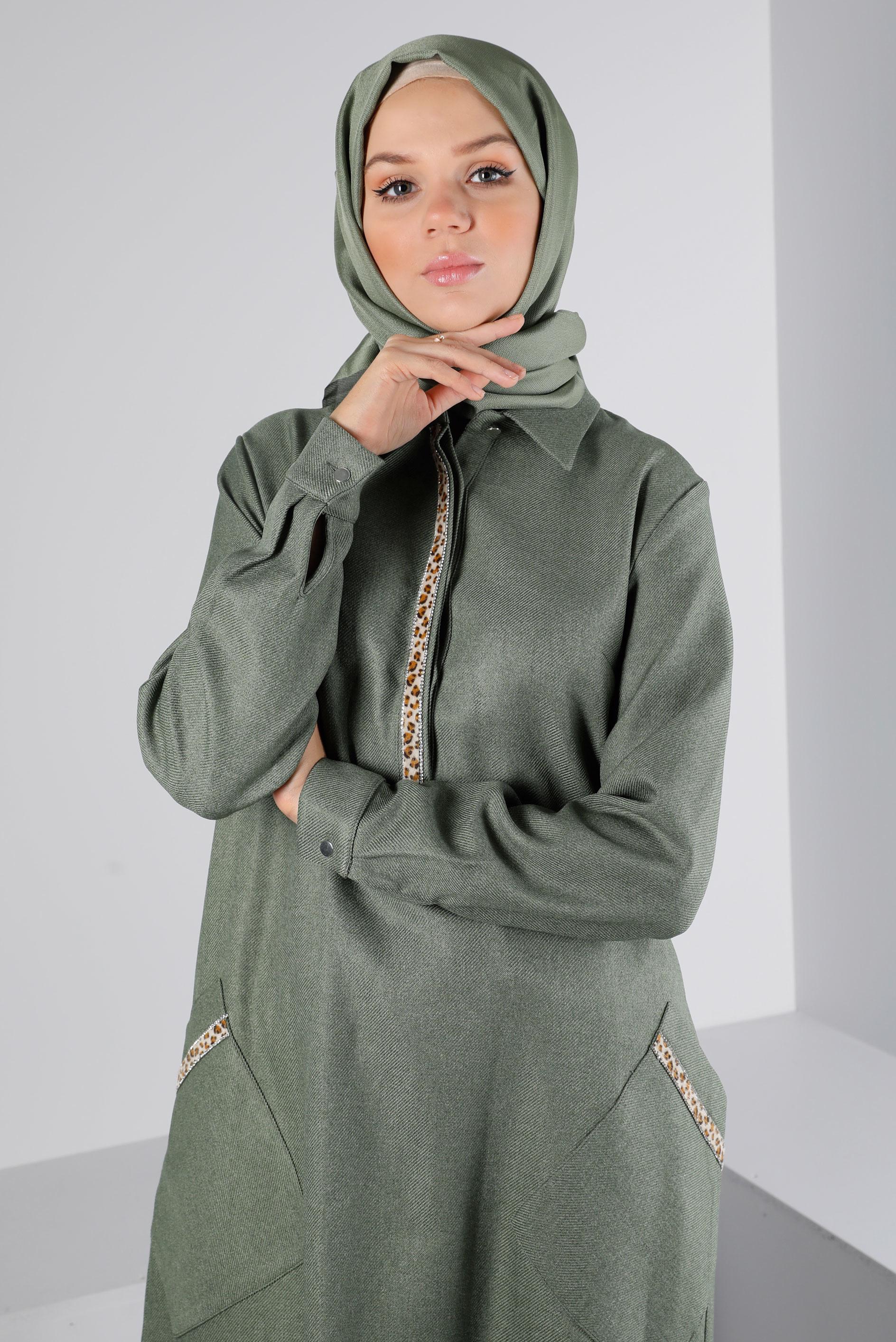 Tesettür giyim YEŞİL LEOPAR DESEN DETAYLI TUNİK 43390