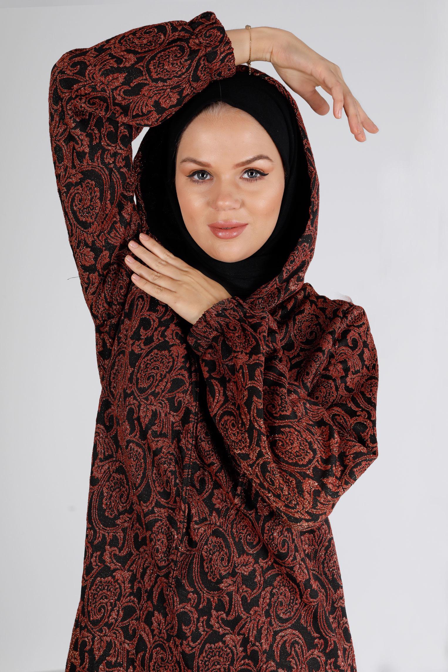 Tesettür giyim BORDO KAPÜŞONLU DESENLİ TRİKO TUNİK 43391