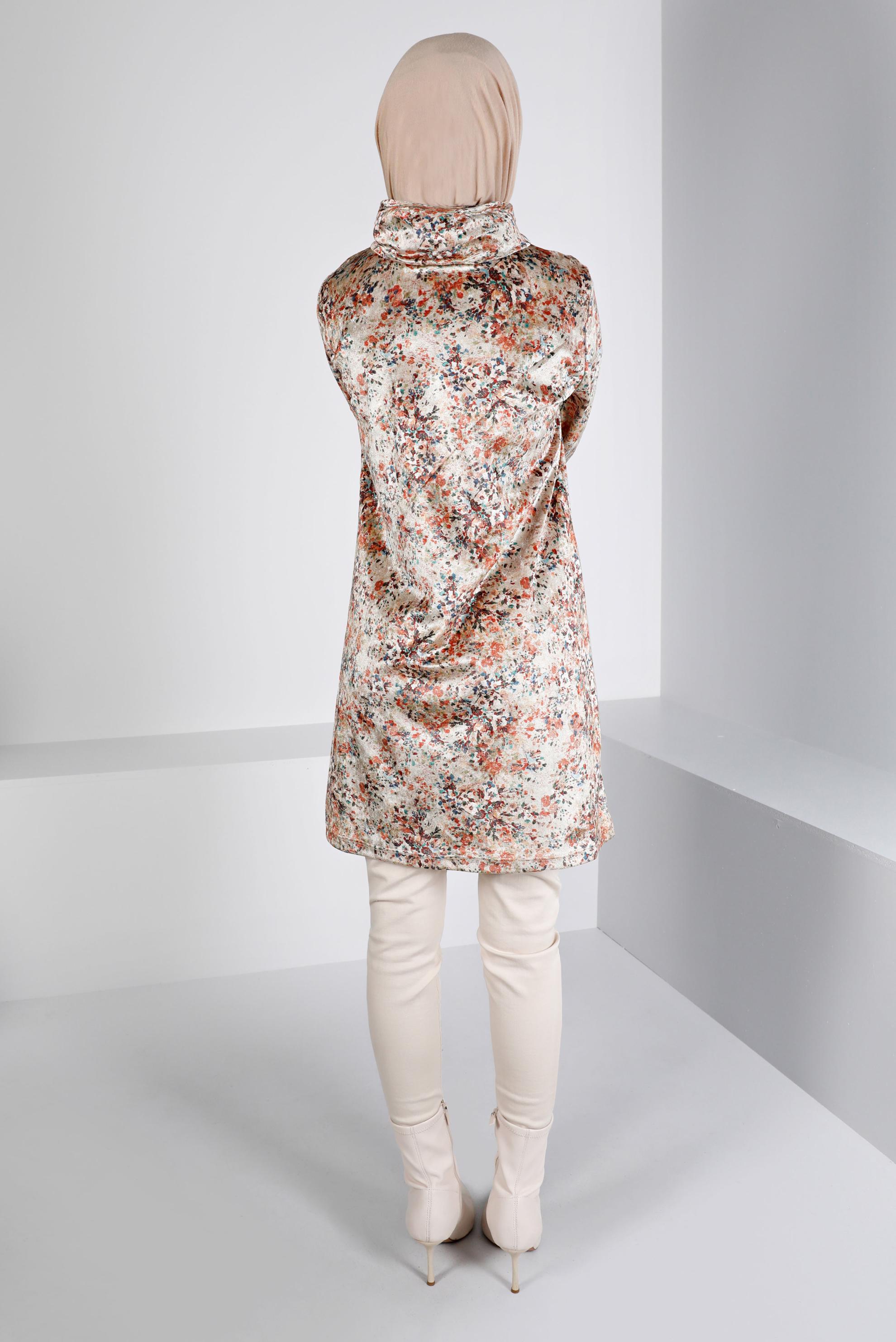 Tesettür giyim BEJ ÇİÇEK DESENLİ KADİFE TUNİK 43392 