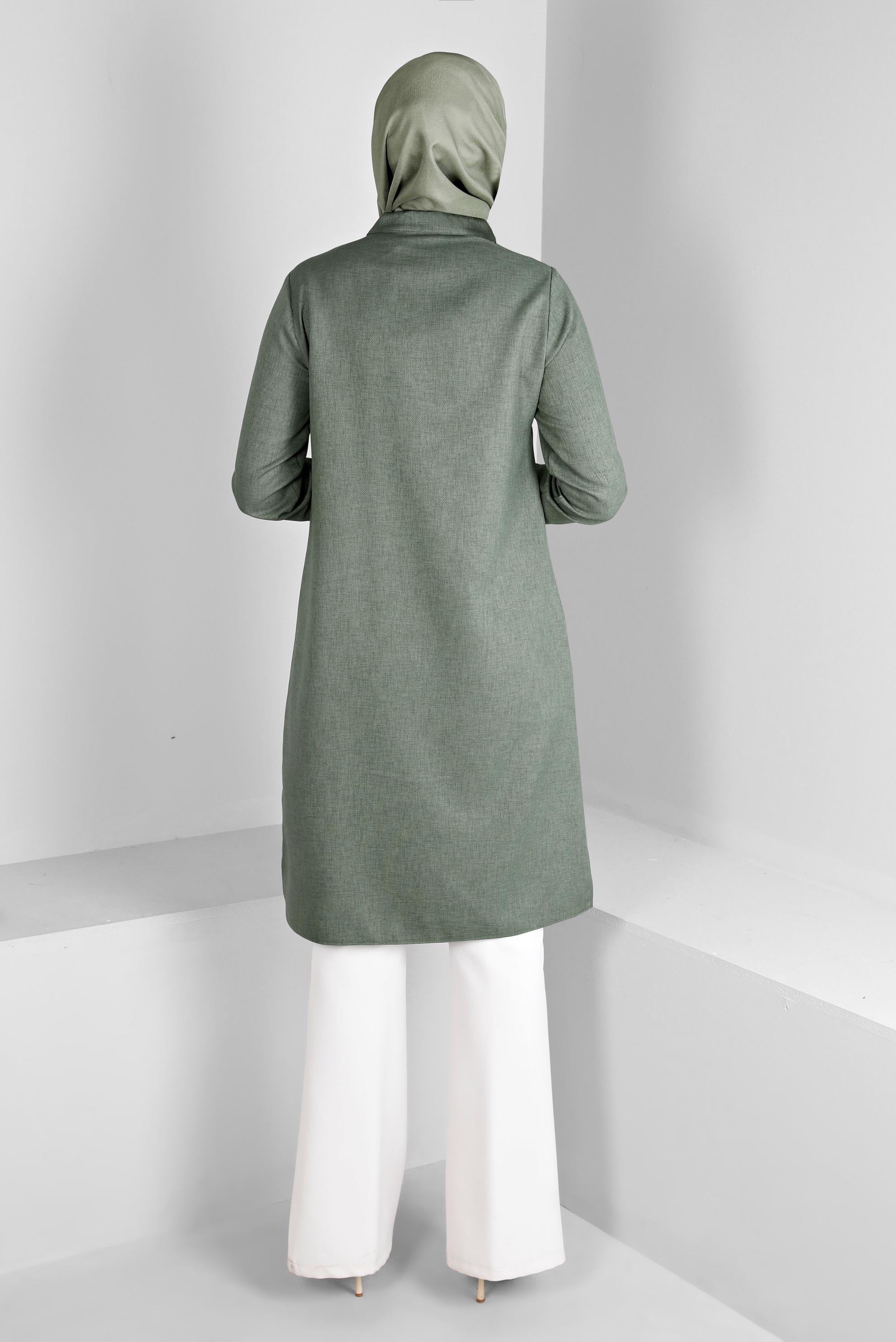 Tesettür giyim HAKİ LEOPAR DESEN DETAYLI DÜĞMELİ TUNİK 43393