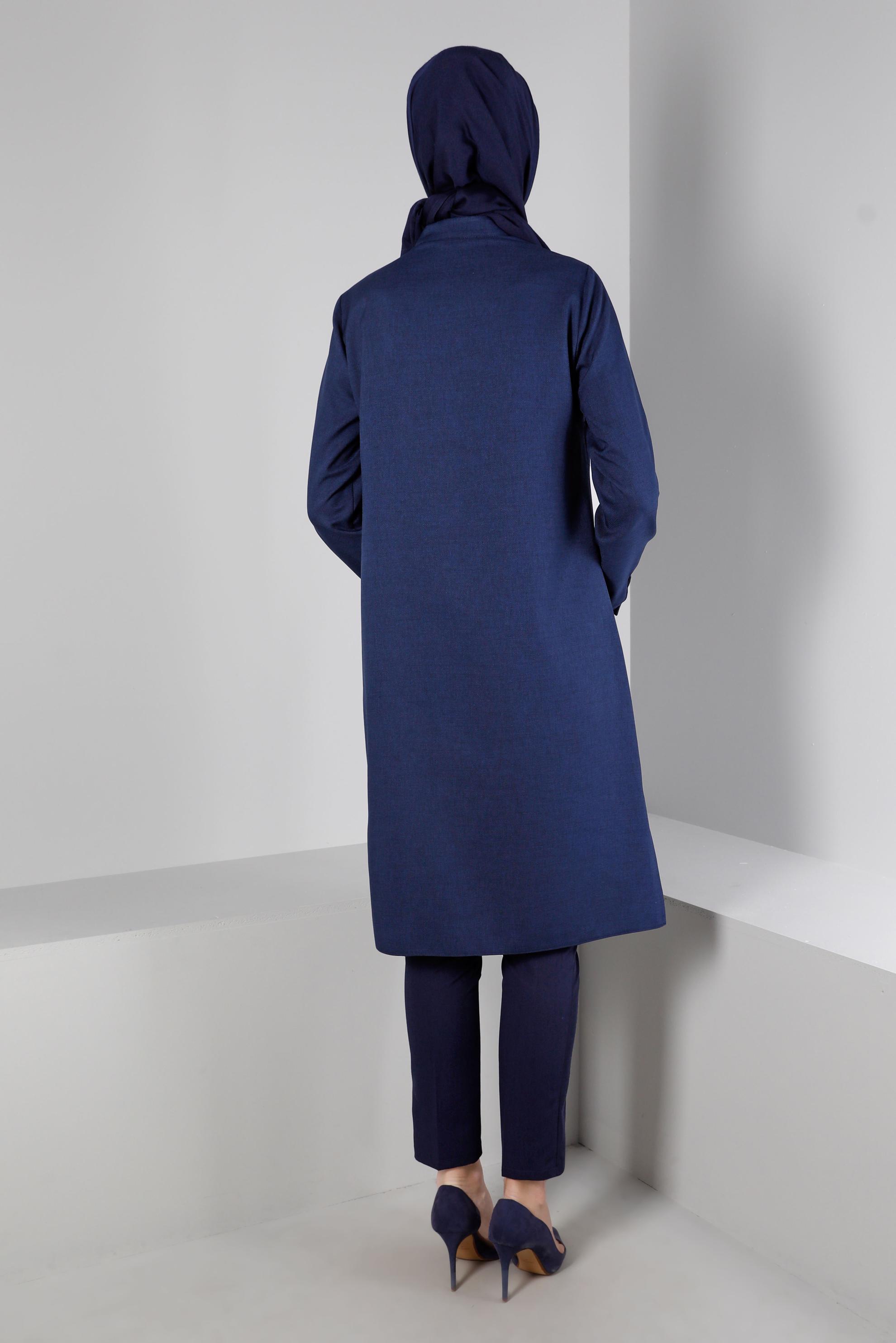 Tesettür giyim LACİVERT LEOPAR DESEN DETAYLI DÜĞMELİ TUNİK 43393