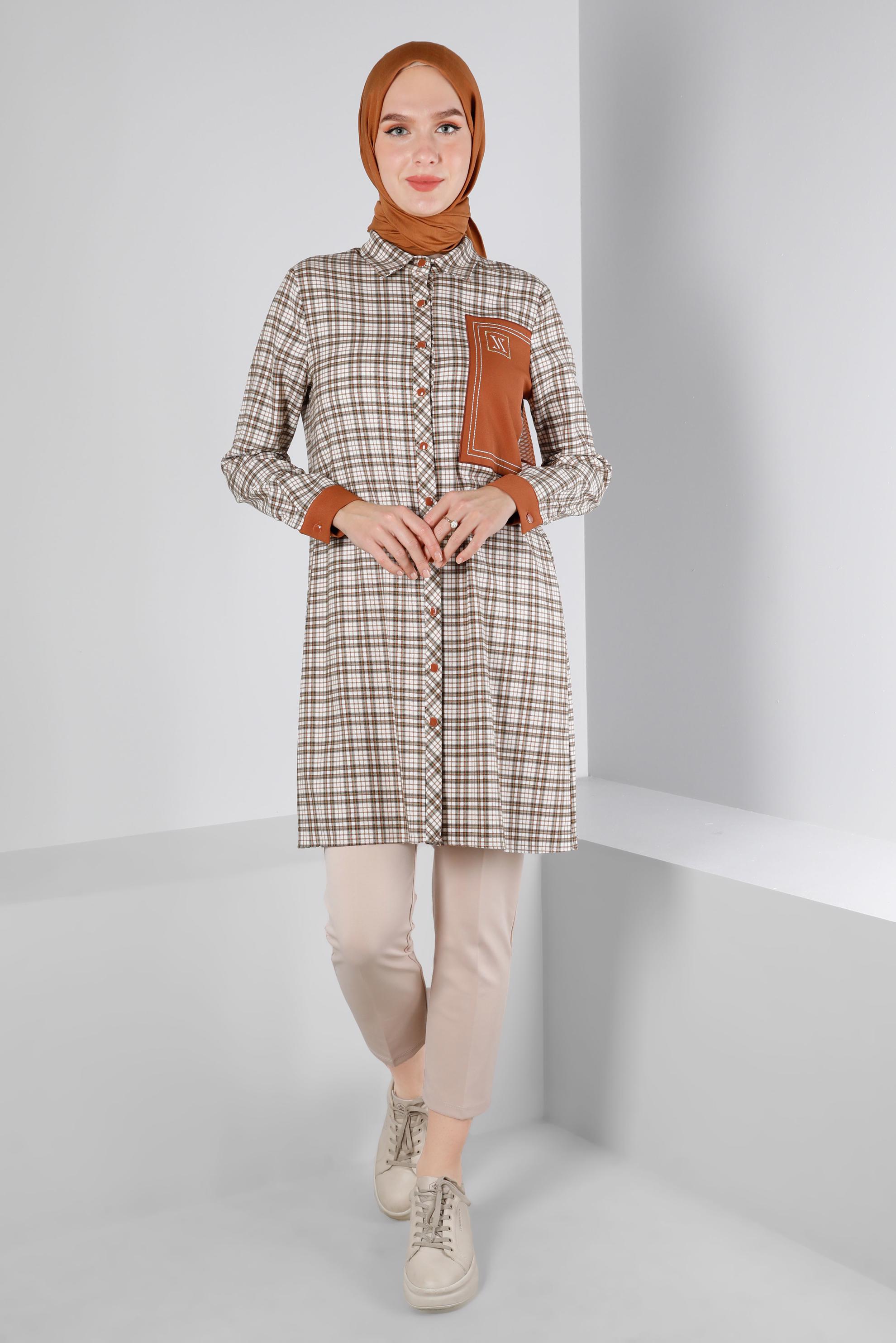 Tesettür giyim TURUNCU YAMA DETAYLI KARELİ TUNİK 43397