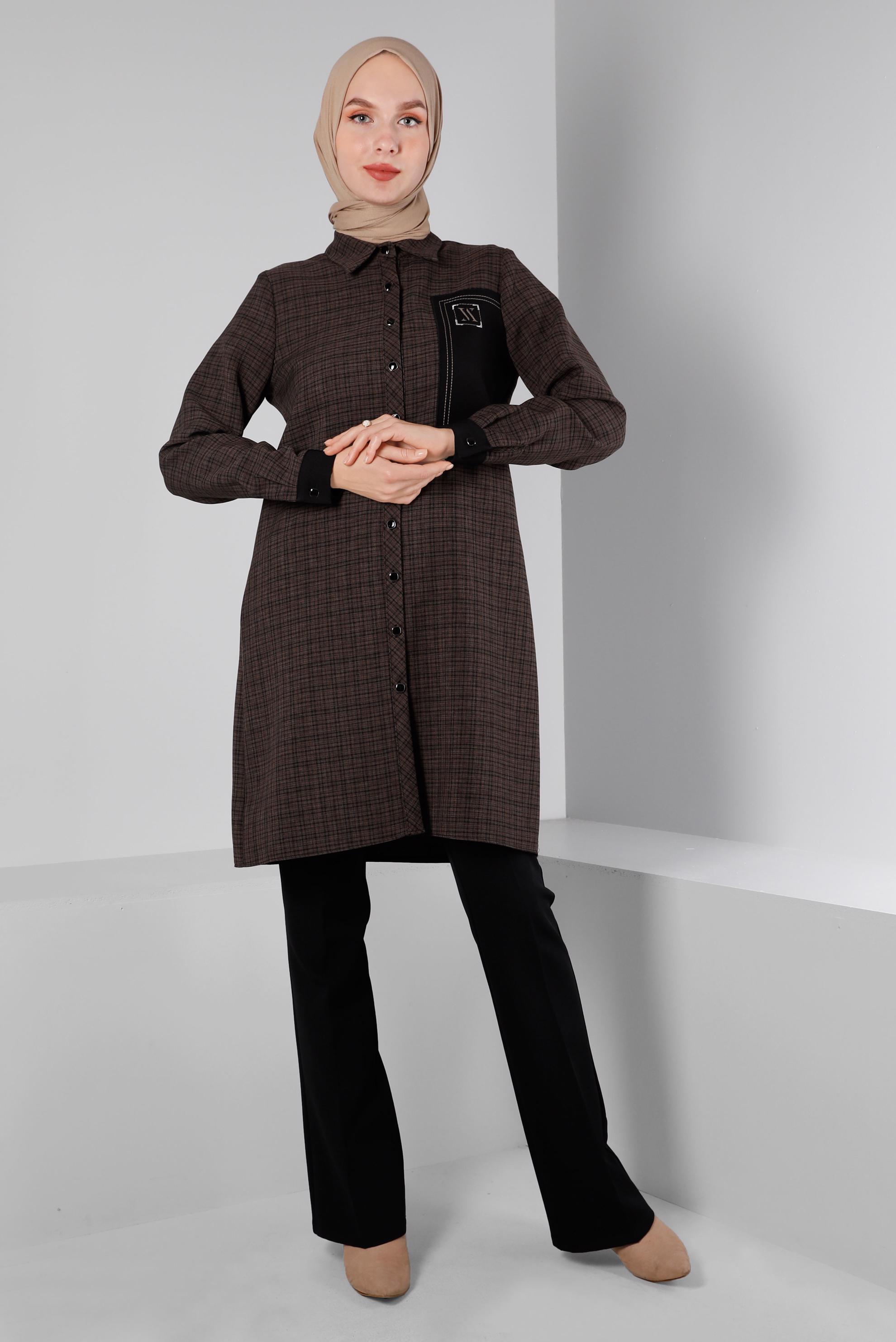 Tesettür giyim VİZON YAMA DETAYLI KARELİ TUNİK 43397-1 