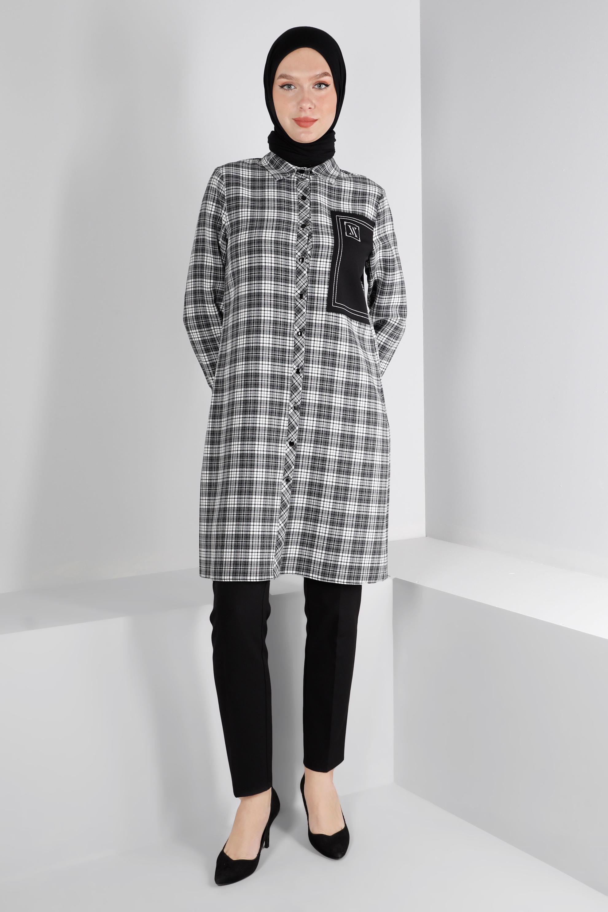 Vêtements hijab NOIR TUNIQUE À CARREAUX AVEC PATCH 43397-1