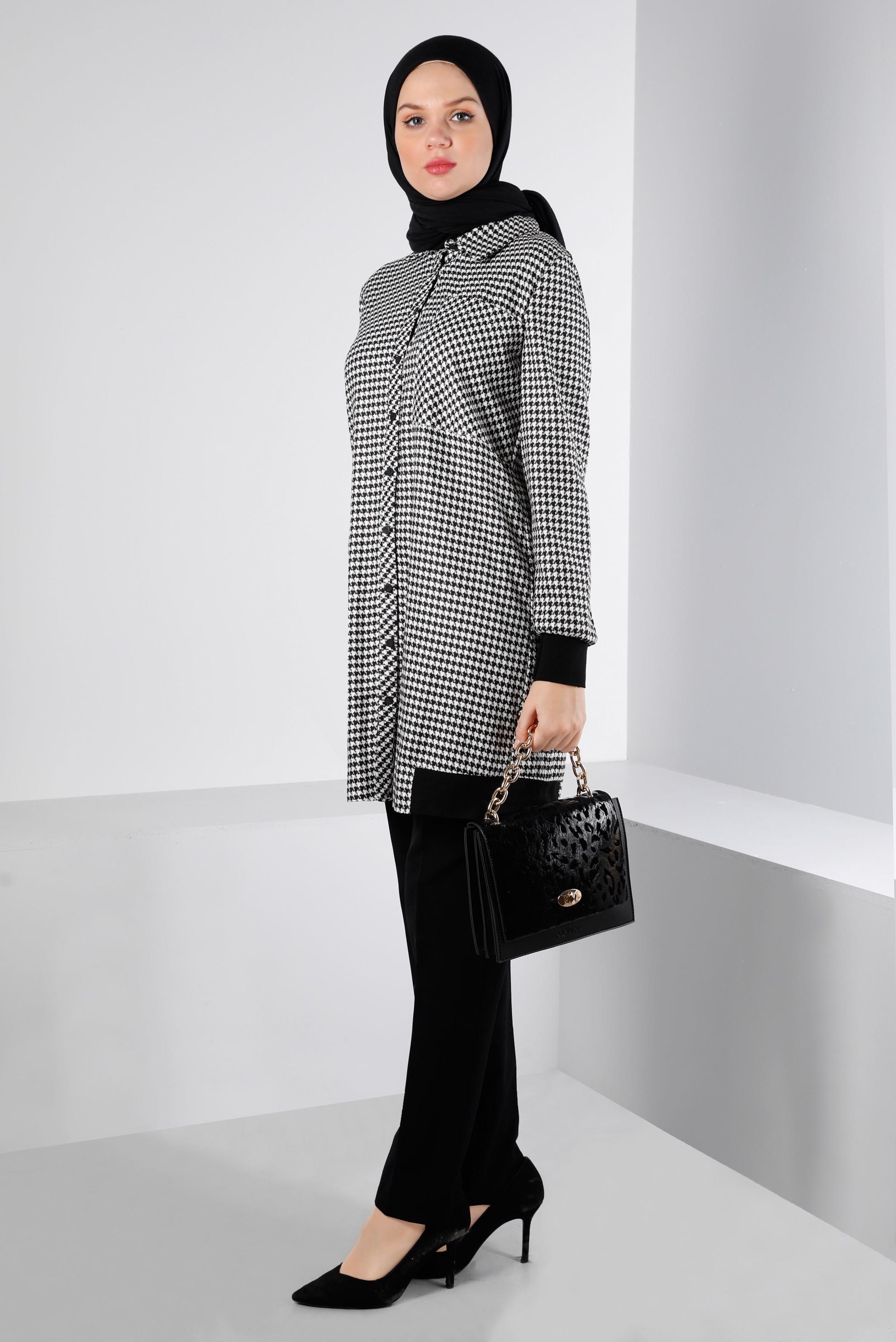 Tesettür giyim SİYAH RİBANALI KAZAYAĞI DESENLİ TUNİK 43399 