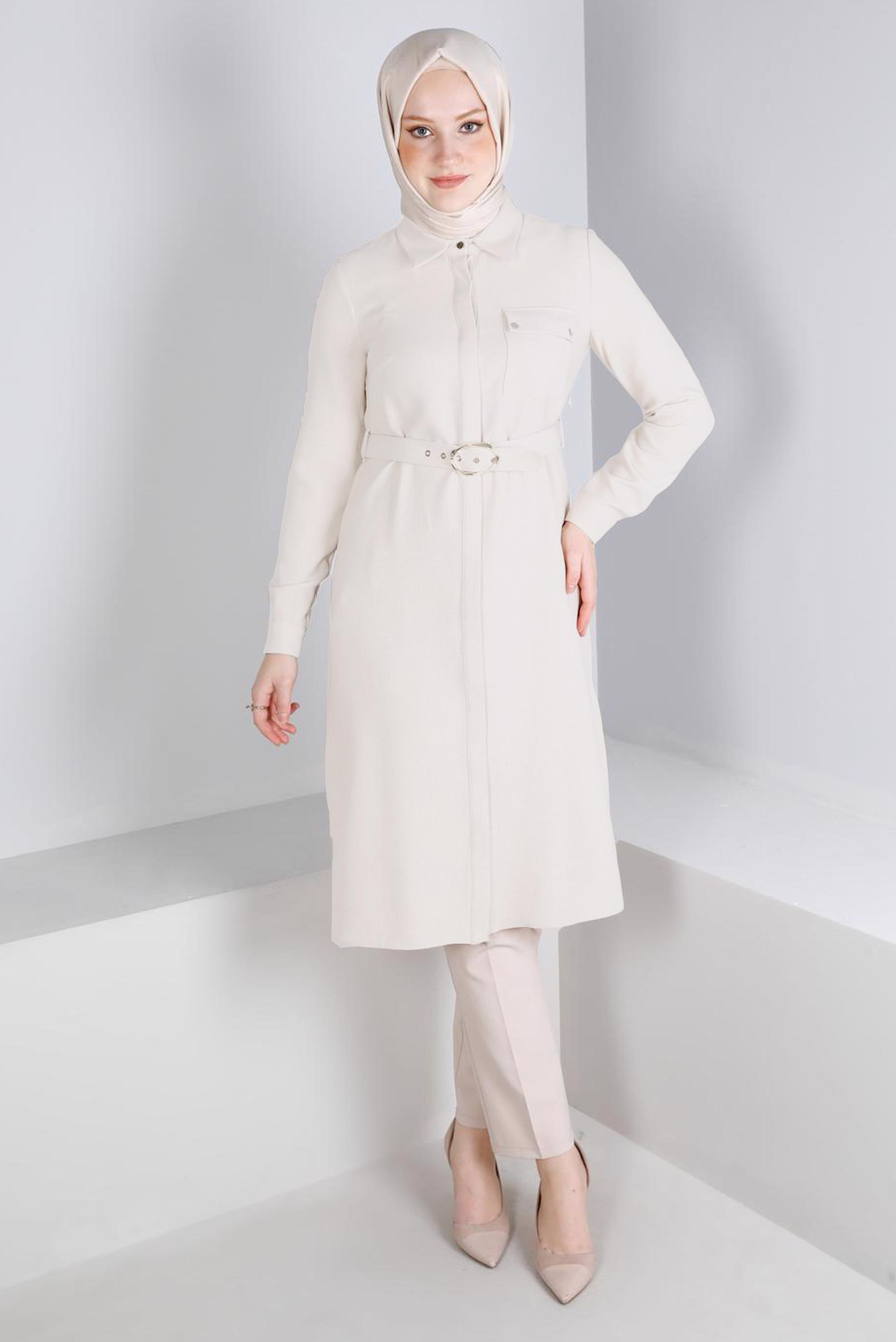 Tesettür giyim BEYAZ KEMERLİ GİZLİ DÜĞMELİ TUNİK 43407