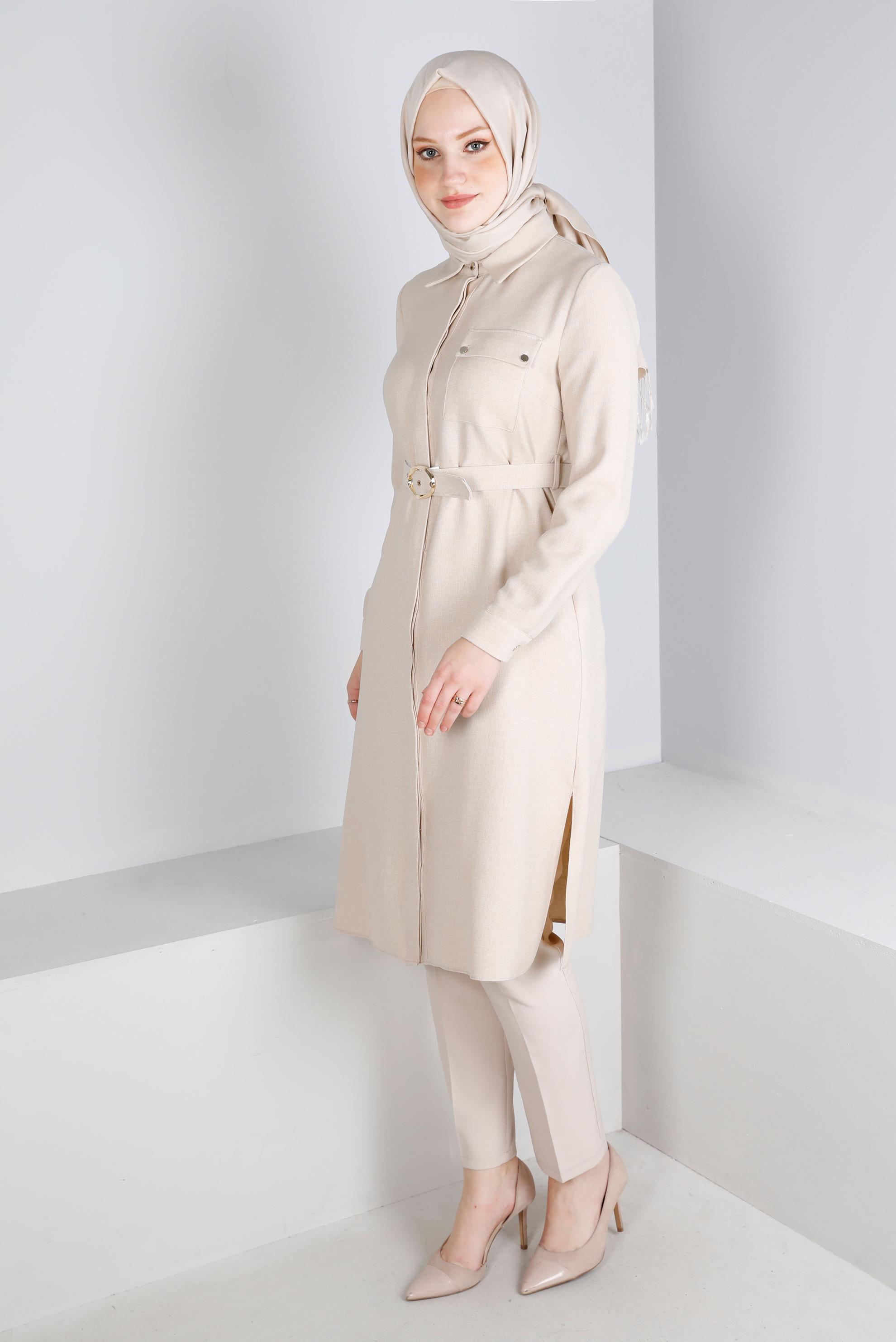 Tesettür giyim BEJ KEMERLİ GİZLİ DÜĞMELİ TUNİK 43407