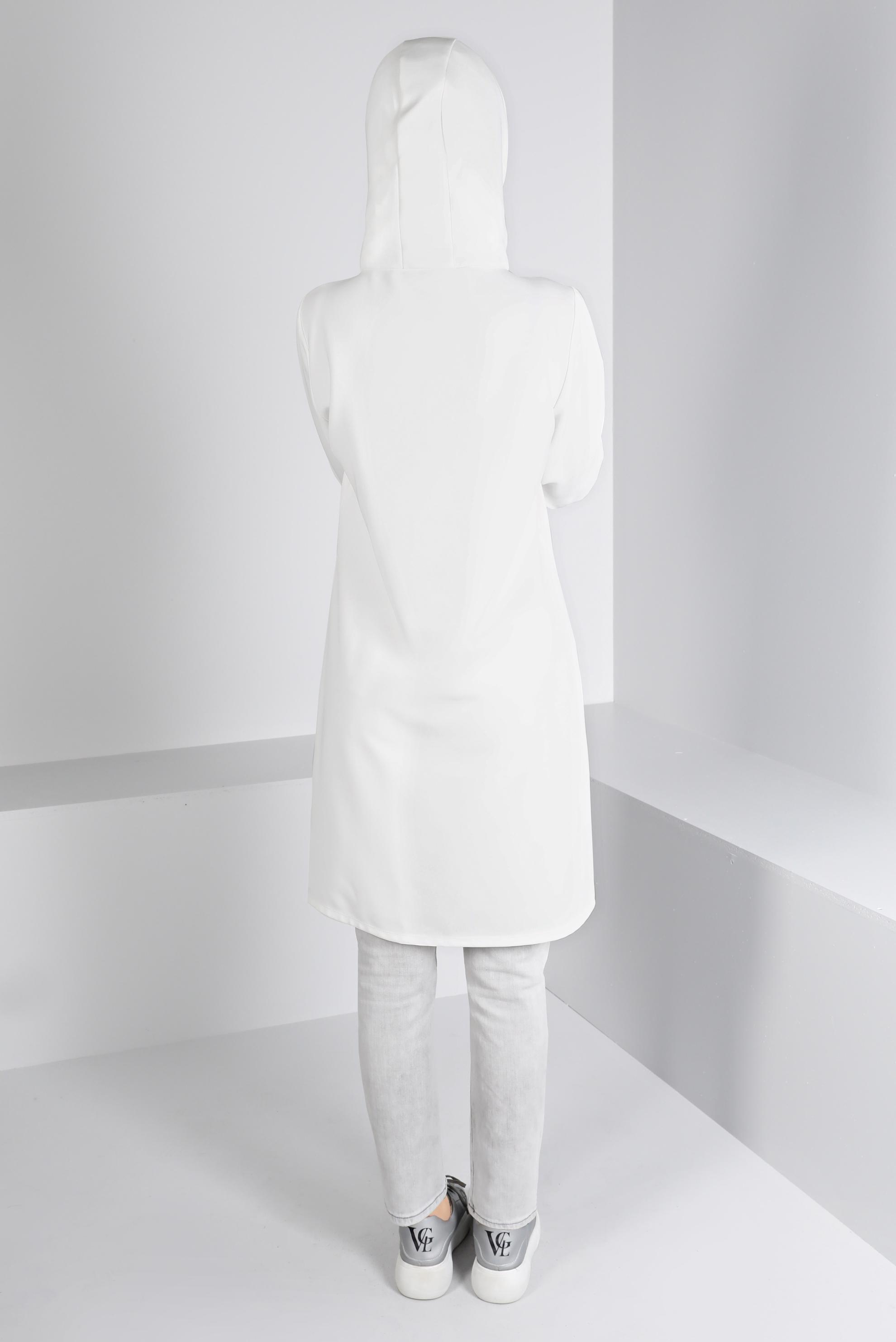 Tesettür giyim BEYAZ MANŞETLERİ LASTİKLİ KAPÜŞONLU TUNİK 43416