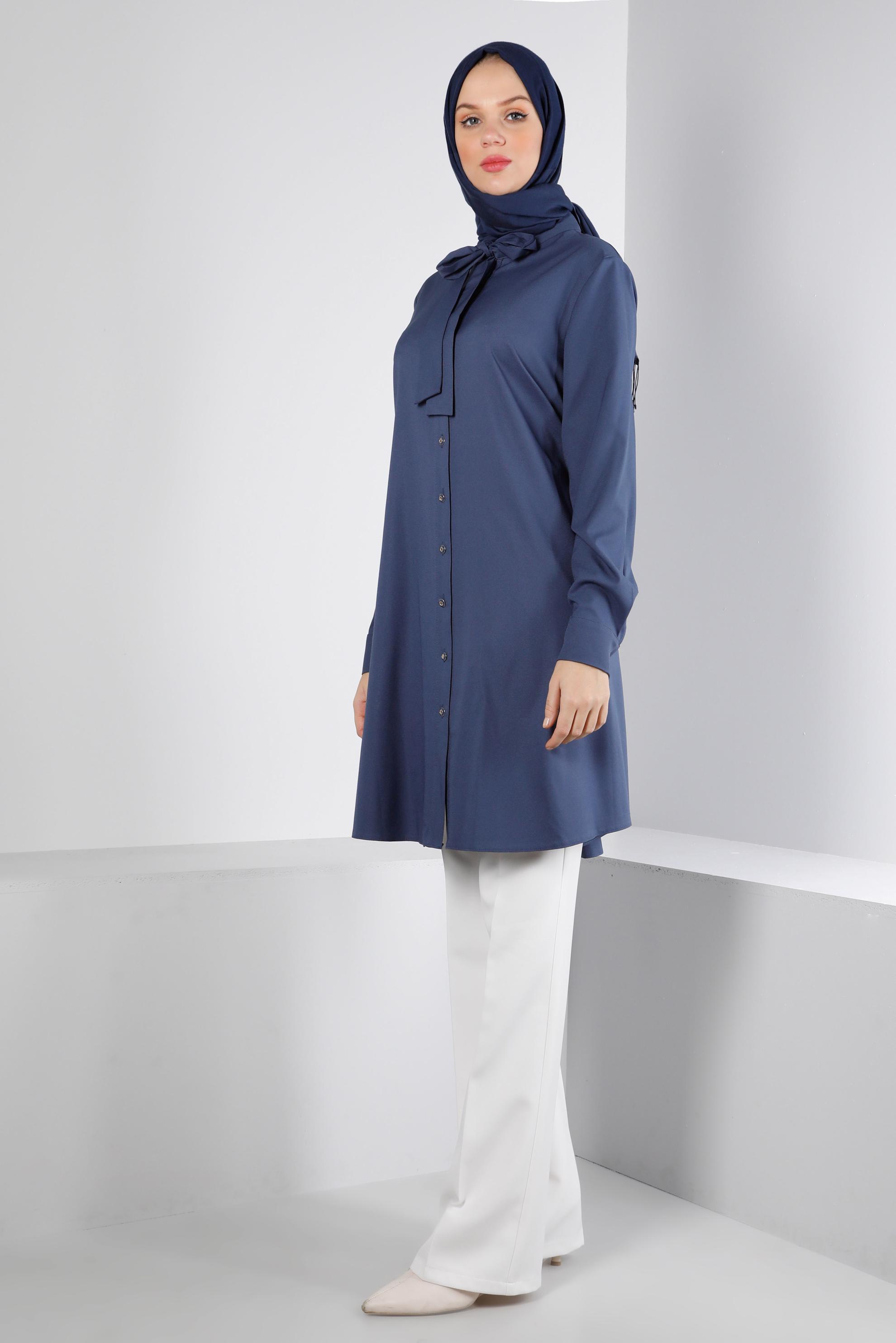 Tesettür giyim MAVİ YAKASI BAĞLAMA DETAYLI TUNİK 43419