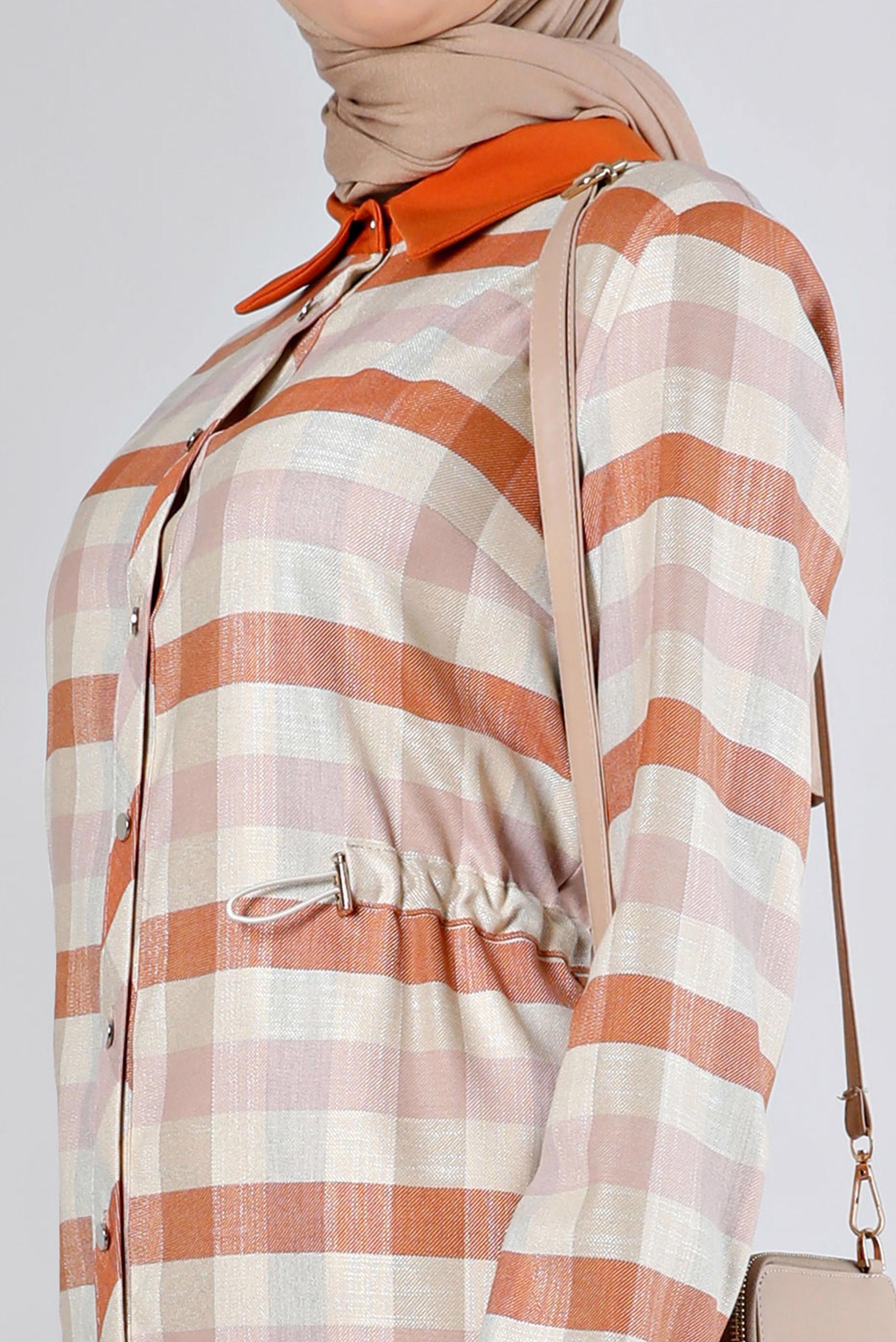 Tesettür giyim TURUNCU BELİ BÜZGÜLÜ KARELİ TUNİK 43421