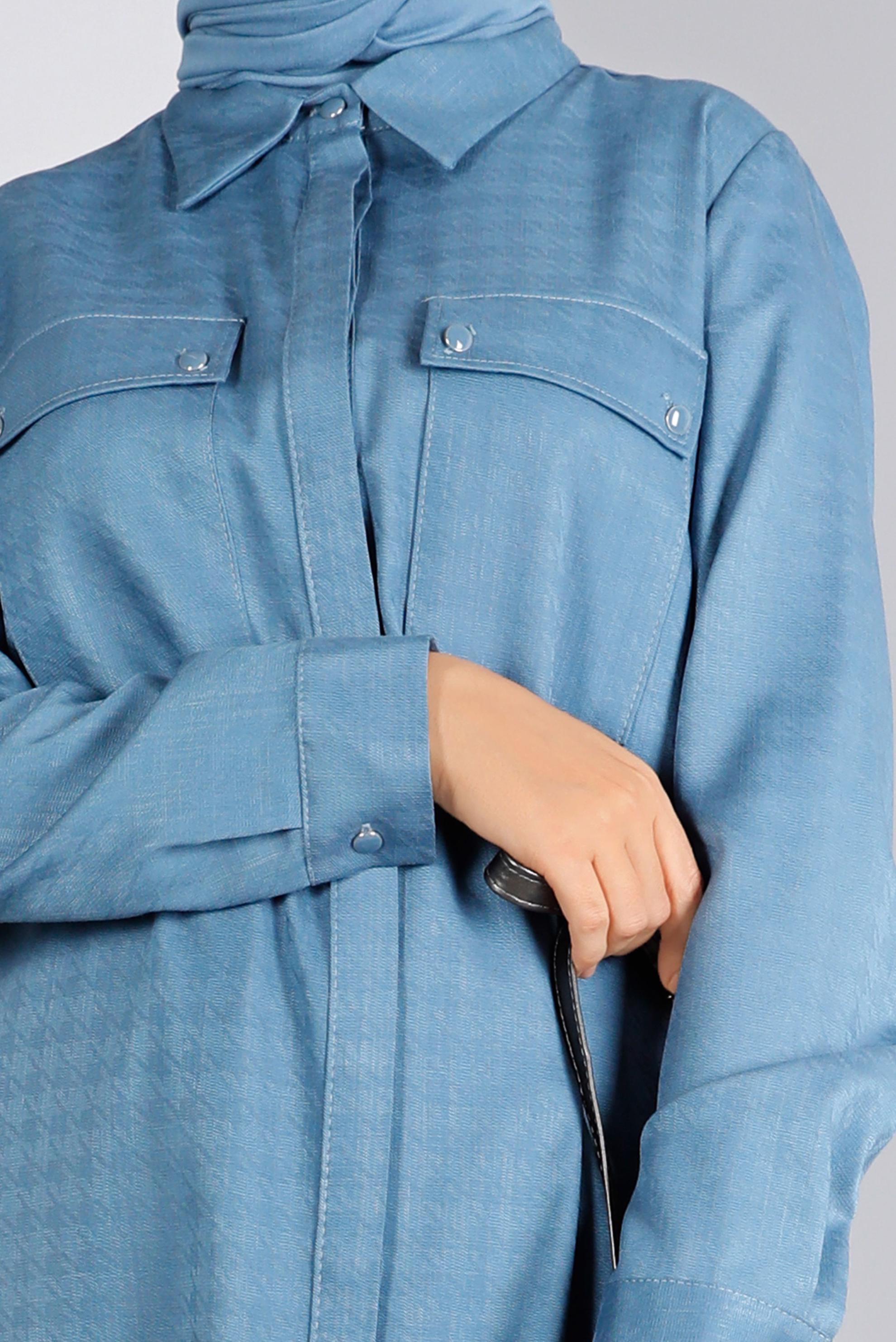 Tesettür giyim MAVİ KAZAYAĞI DOKULU CEPLİ TUNİK 43423 