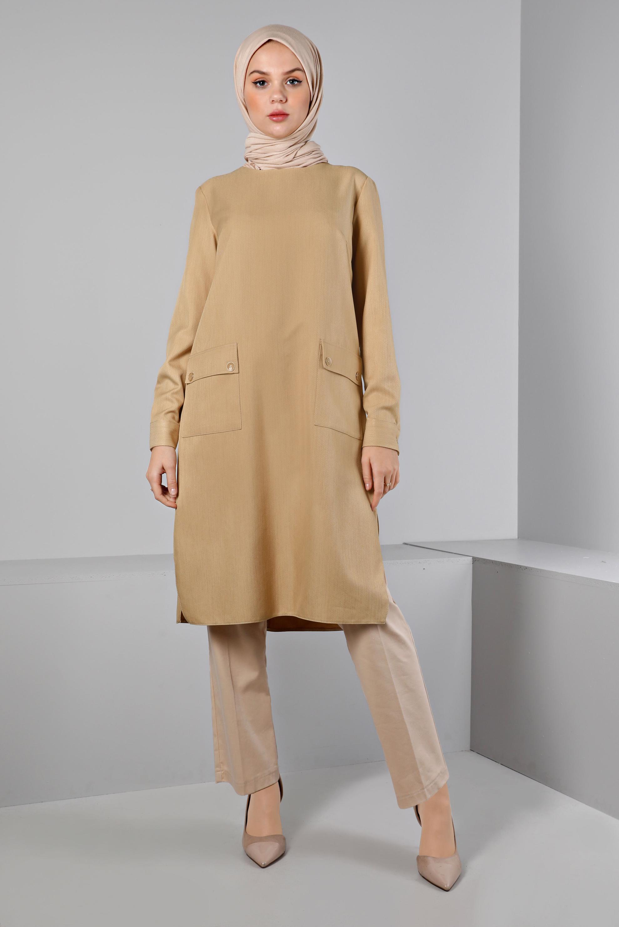 Tesettür giyim KAHVE CEPLİ YANLARI YIRTMAÇLI TUNİK 43424