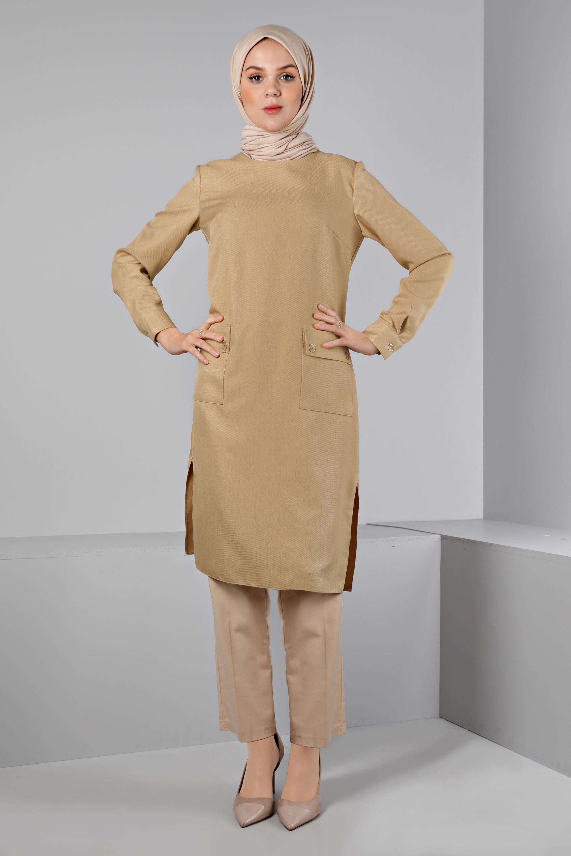 Tesettür giyim KAHVE CEPLİ YANLARI YIRTMAÇLI TUNİK 43424