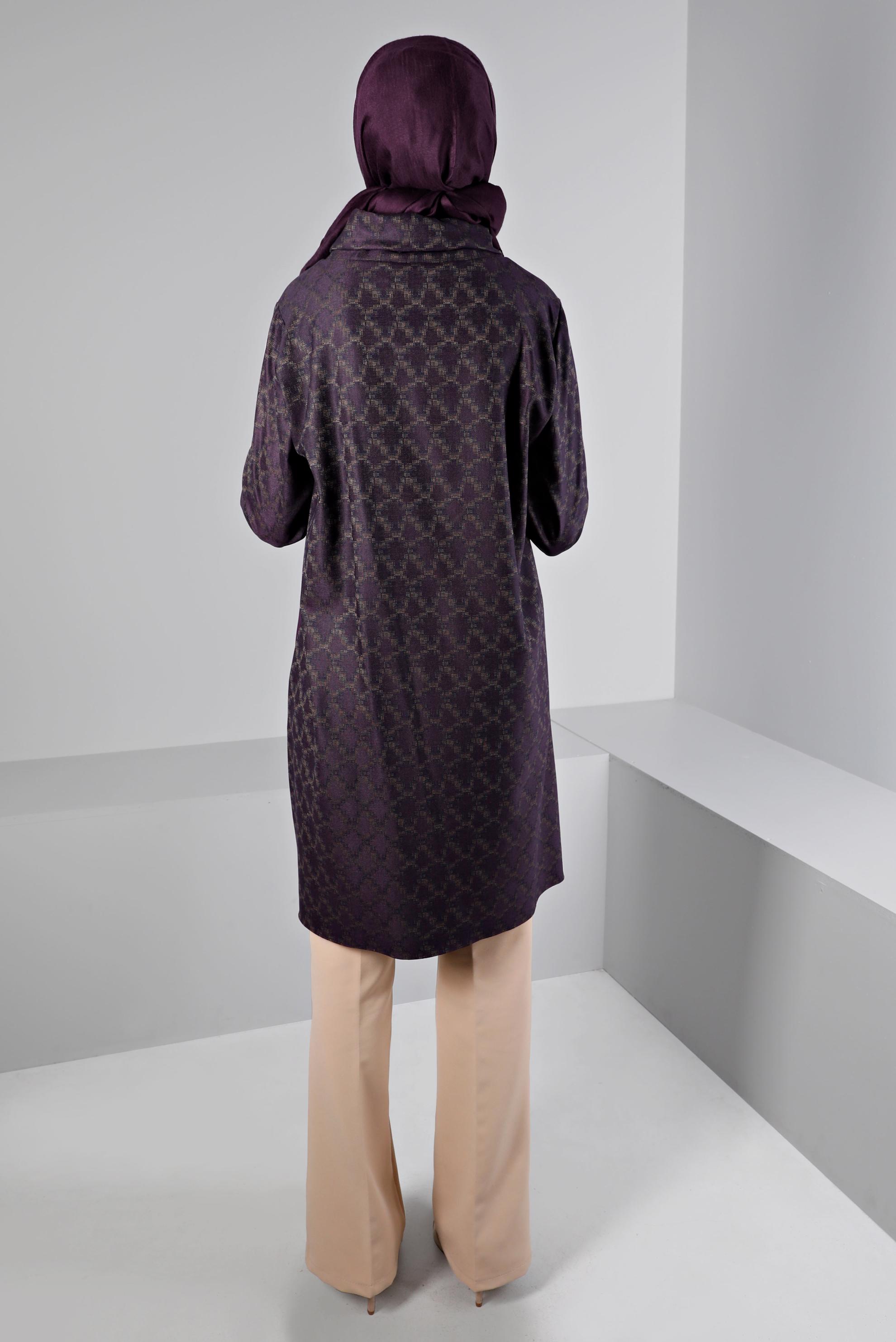 Tesettür giyim MÜRDÜM KENDİNDEN DESENLİ CEPLİ TUNİK 43426 