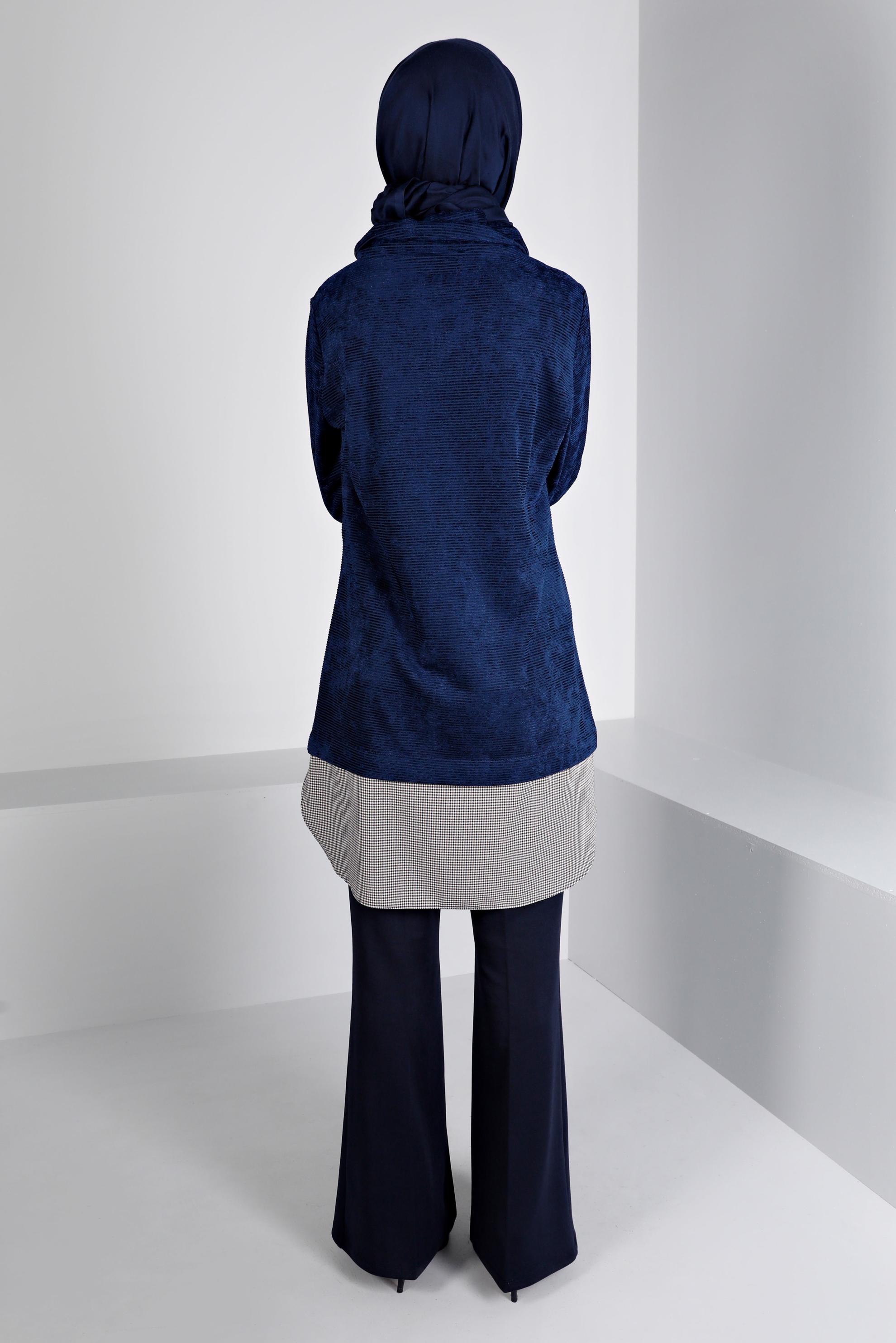 Tesettür giyim LACİVERT DÜĞMELİ ŞÖNİL KADİFE TUNİK 43438 