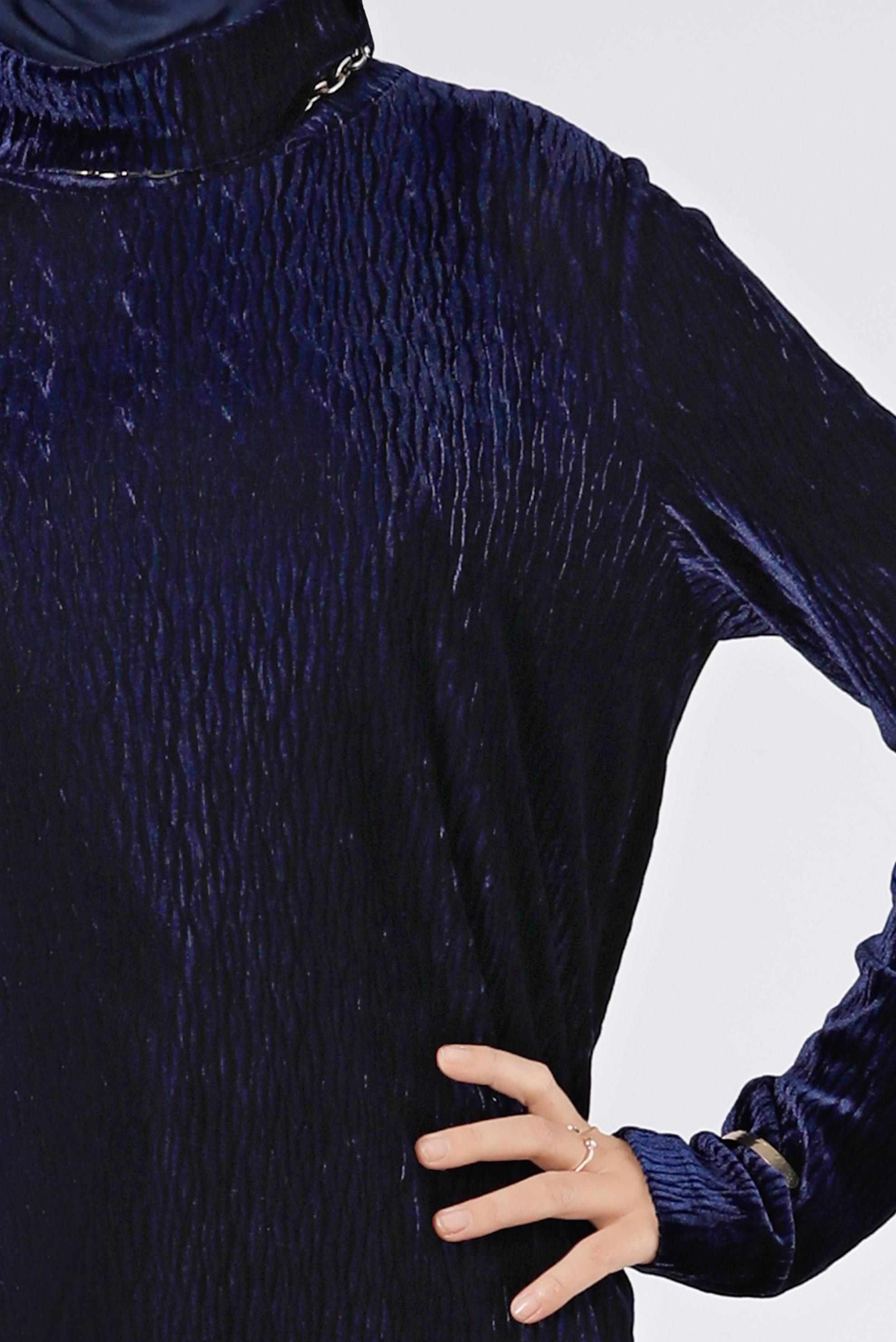 Tesettür giyim LACİVERT BURUŞUK GÖRÜNÜMLÜ KADİFE TUNİK 43442 