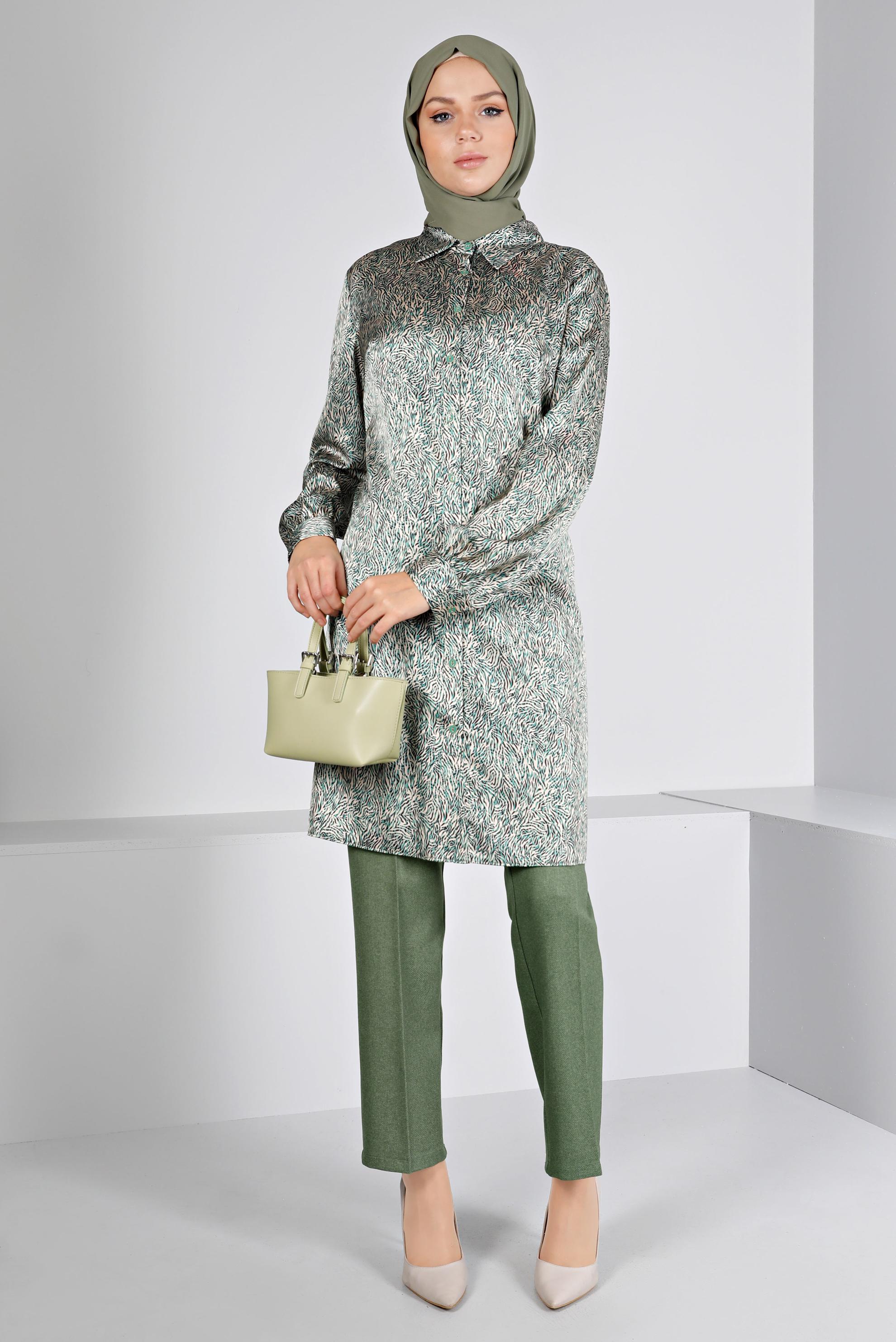 Tesettür giyim YEŞİL DESENLİ SATEN TUNİK 43449 