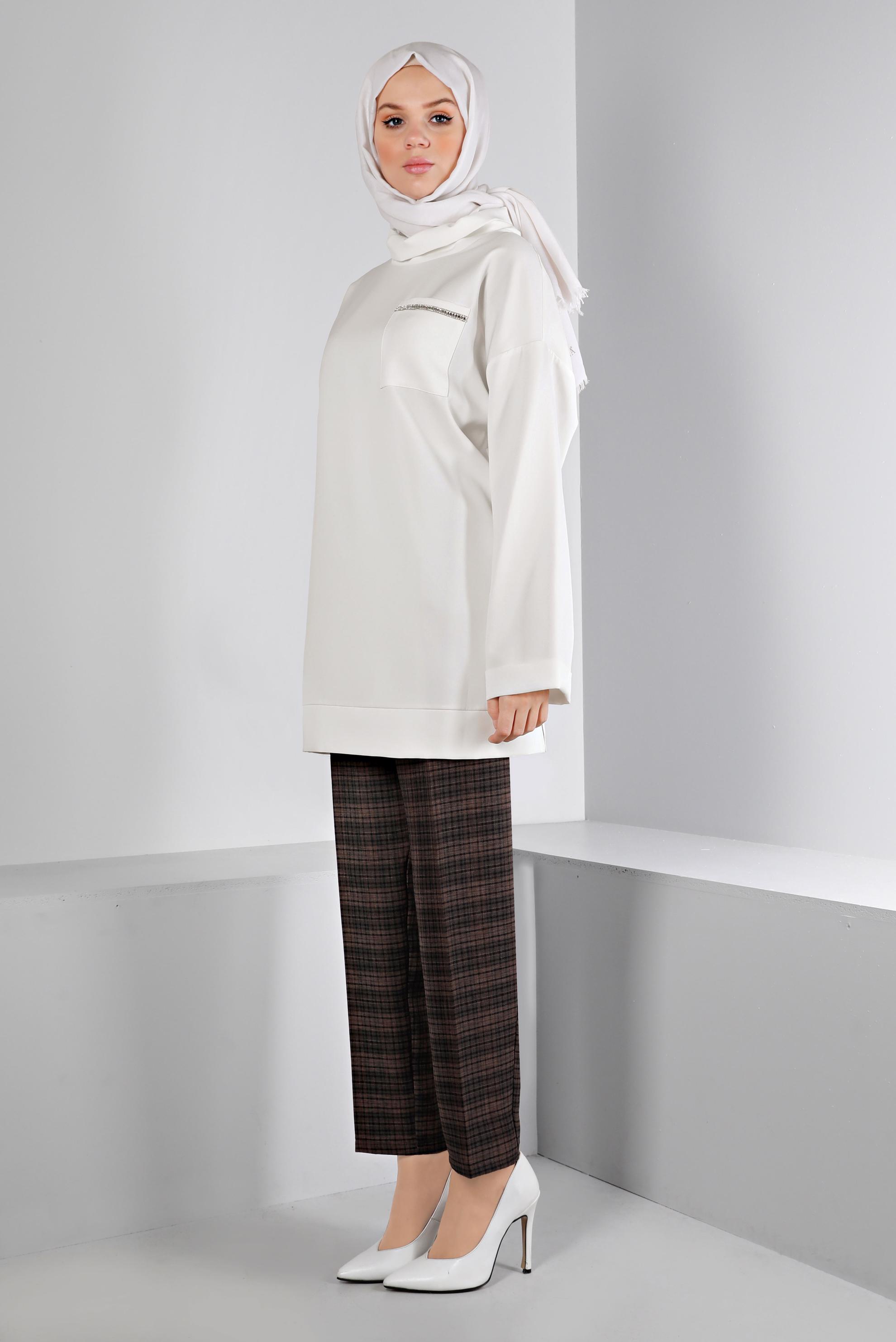 Tesettür giyim BEYAZ DEGAJE YAKA CEPLİ TUNİK 43453