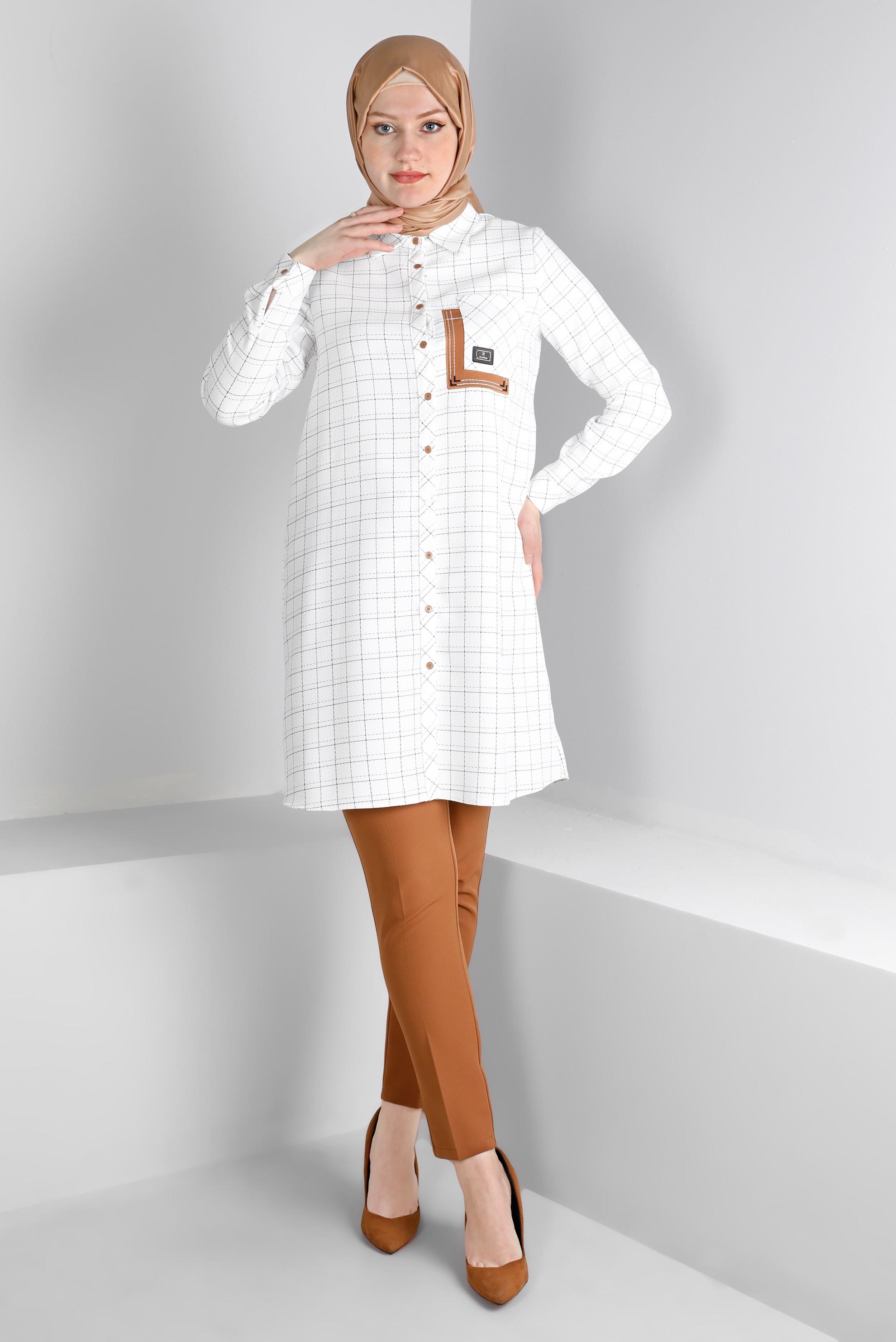 Vêtements hijab BEIGE TUNIQUE MOTIF CARREAUX AVEC DÉTAIL POCHE 43455