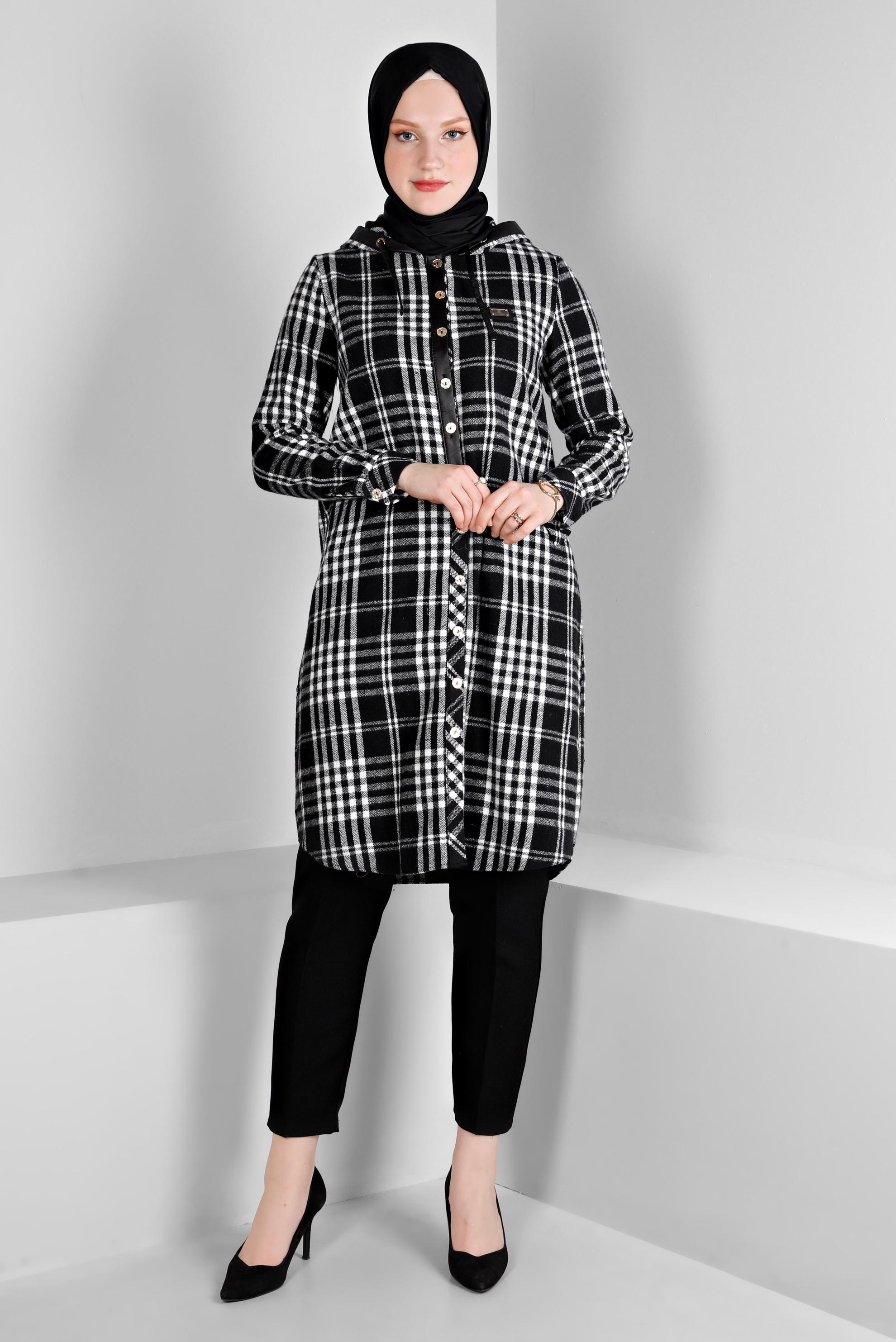 Tesettür giyim SİYAH EKOSE DESENLİ KAPÜŞONLU TUNİK 43457