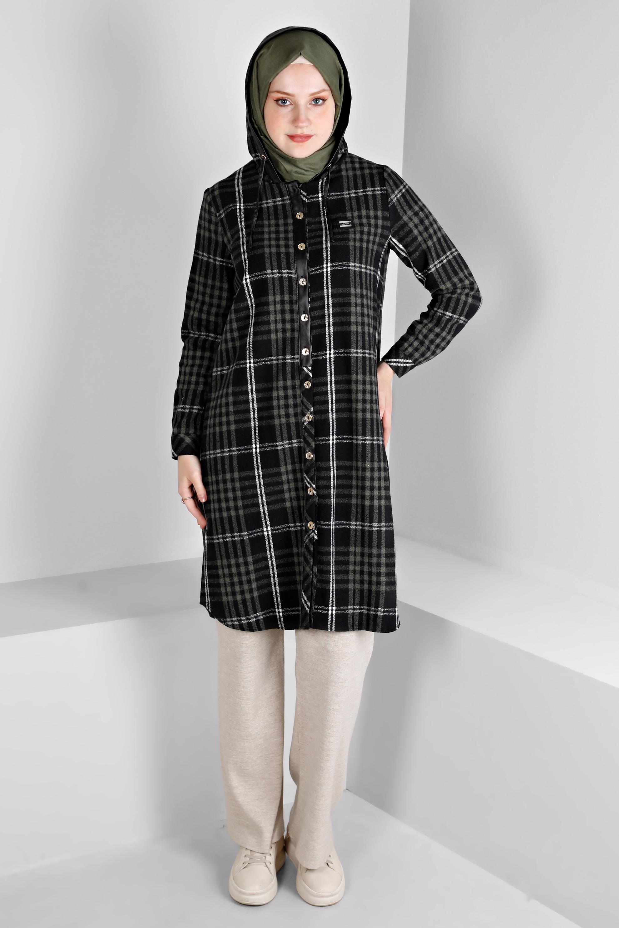 Tesettür giyim HAKİ EKOSE DESENLİ KAPÜŞONLU TUNİK 43457