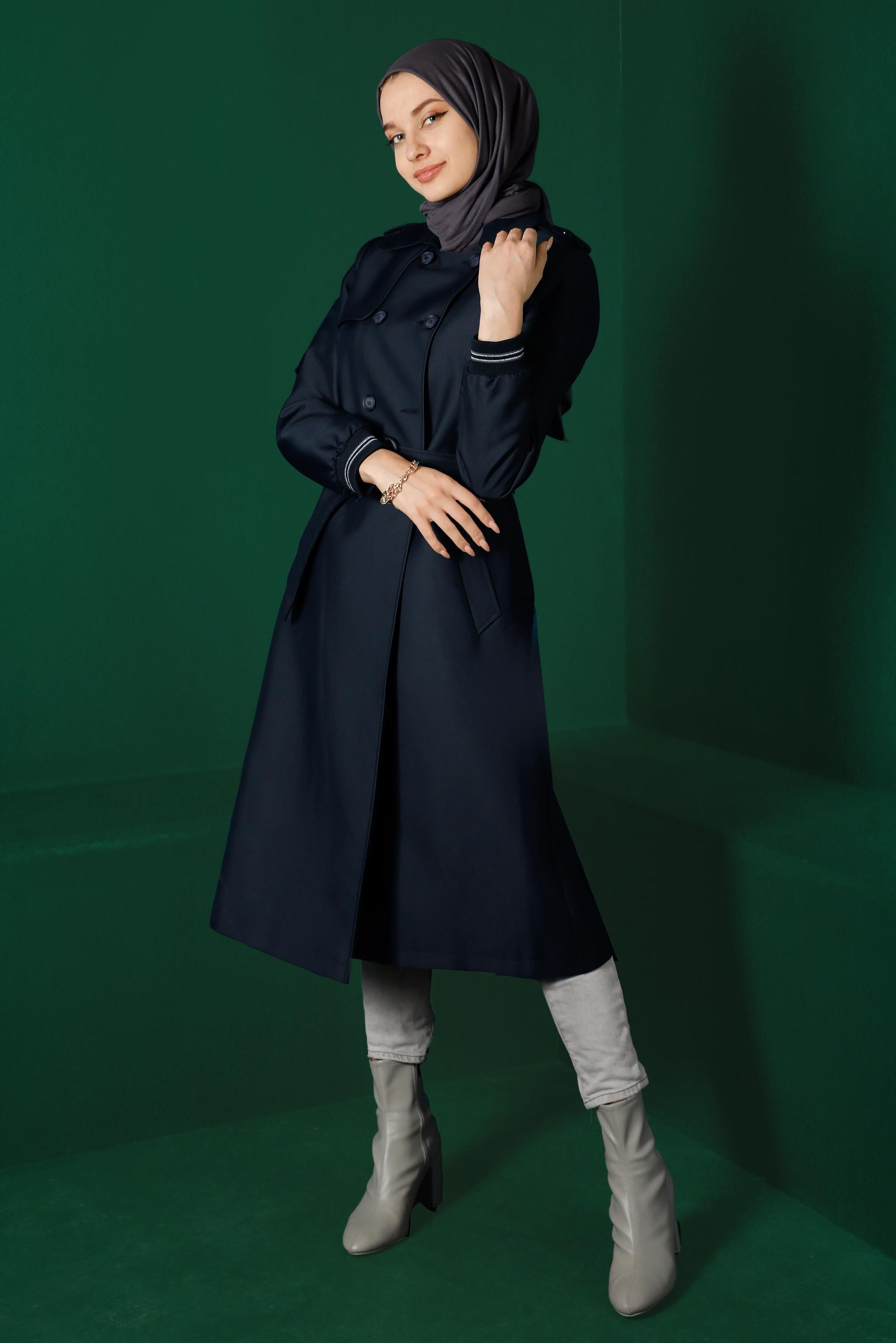 Tesettür giyim LACİVERT MANŞETLERİ LASTİKLİ DÜĞMELİ TRENÇKOT 10467 
