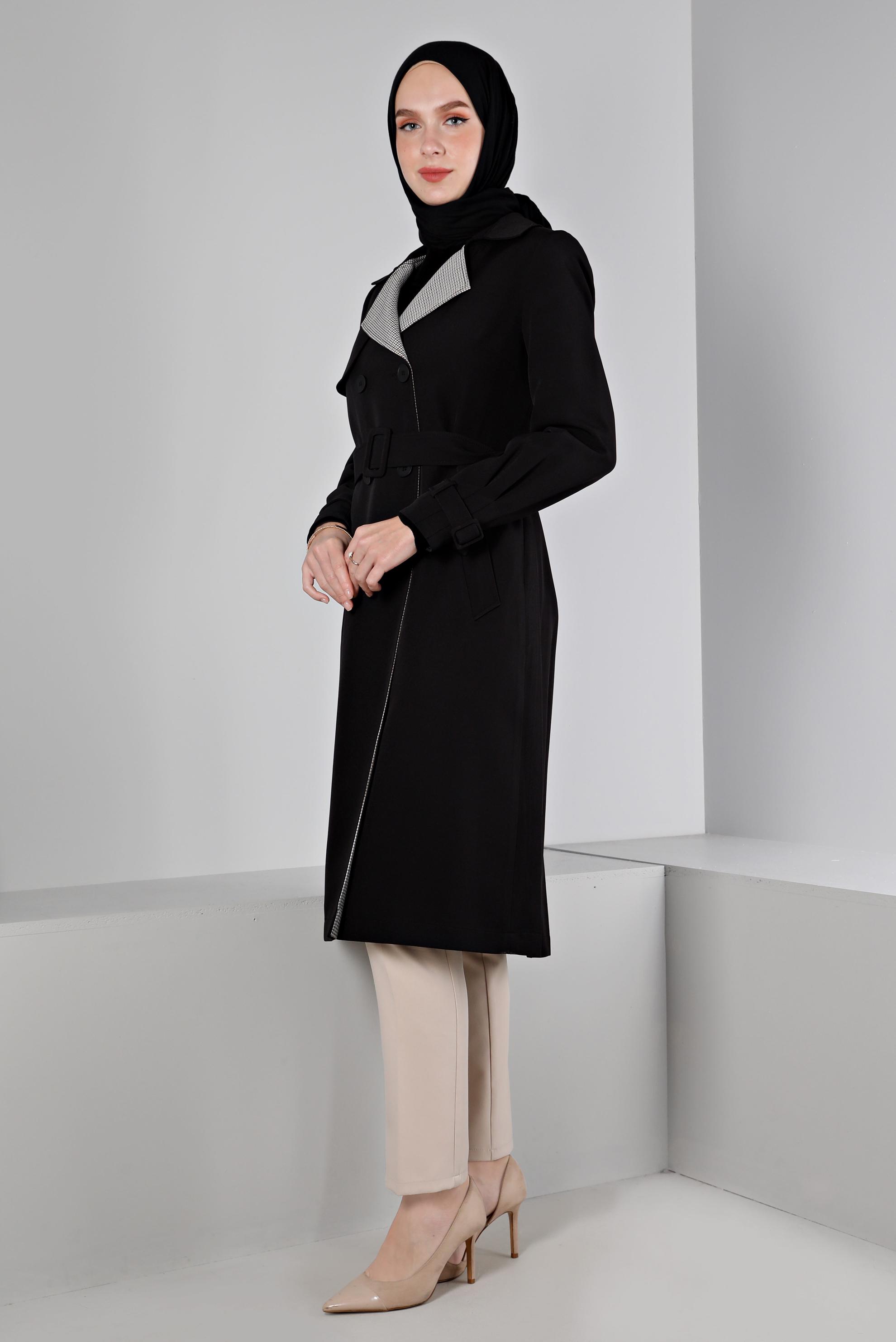 Tesettür giyim SİYAH EKOSE DESEN DETAYLI KEMERLİ TRENÇKOT 10665