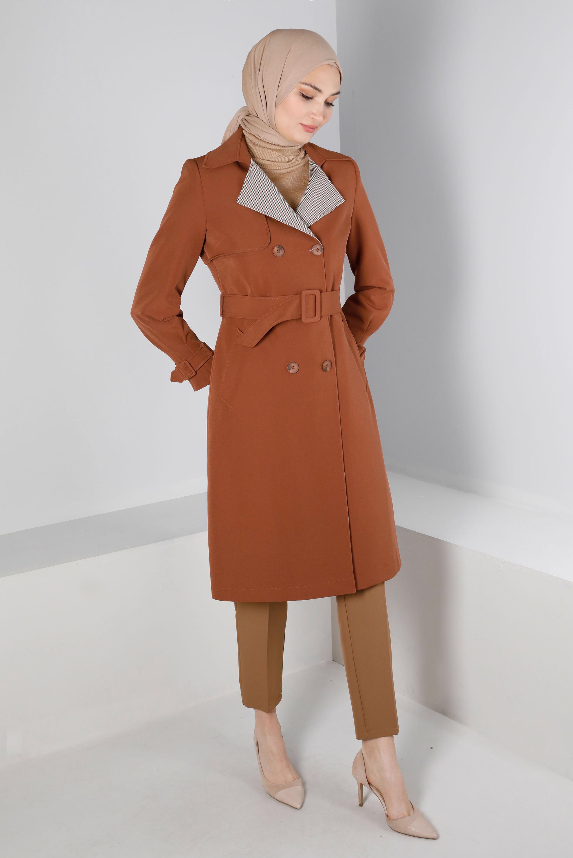 Tesettür giyim TURUNCU EKOSE DESEN DETAYLI KEMERLİ TRENÇKOT 10665