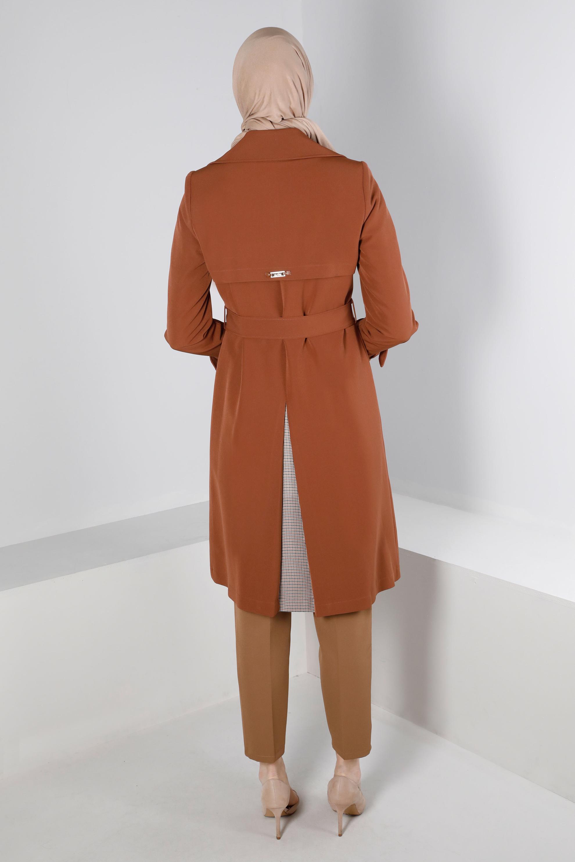 Tesettür giyim TURUNCU EKOSE DESEN DETAYLI KEMERLİ TRENÇKOT 10665