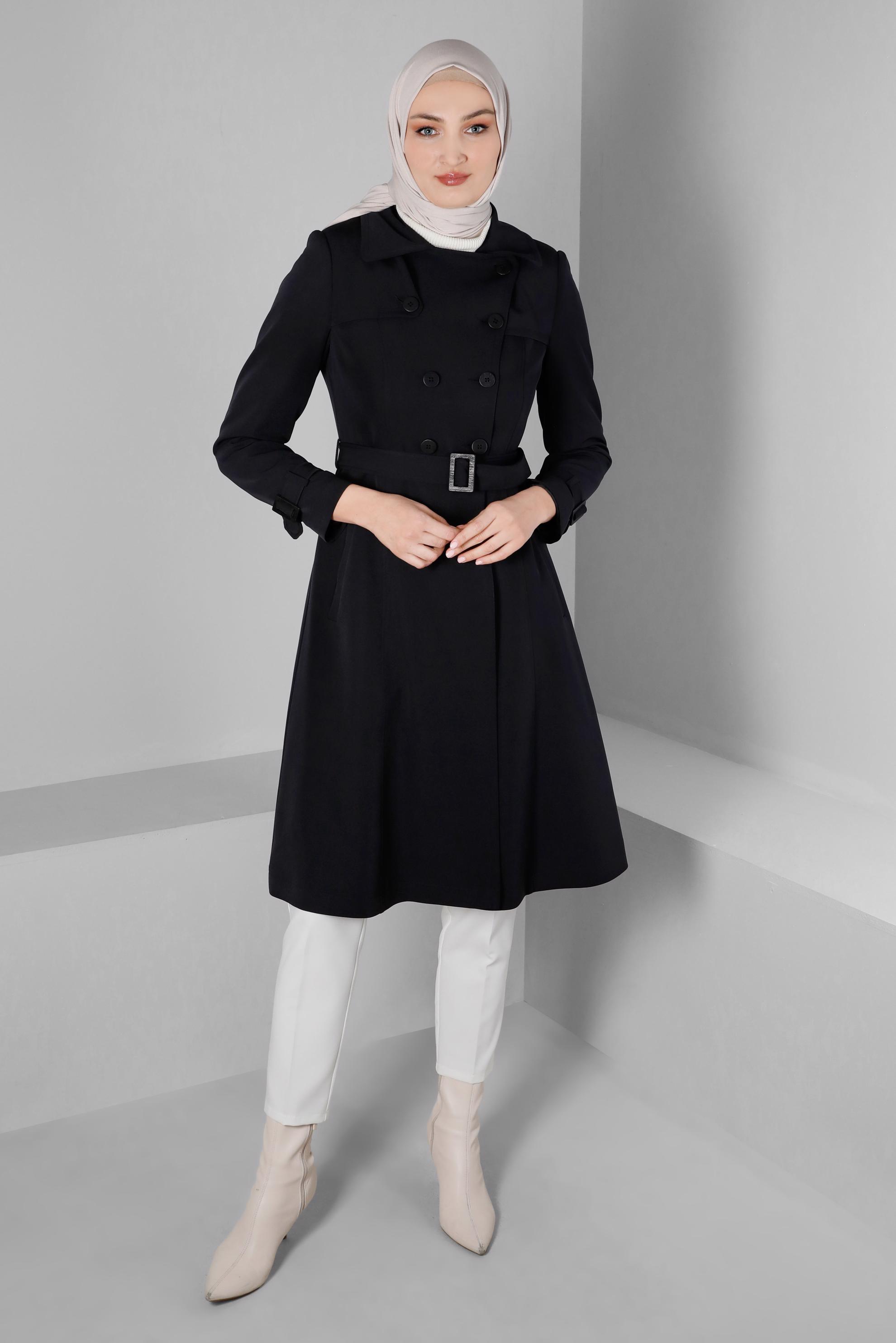 Tesettür giyim SİYAH MANŞETLERİ KEMERLİ DÜĞMELİ TRENÇKOT 10669