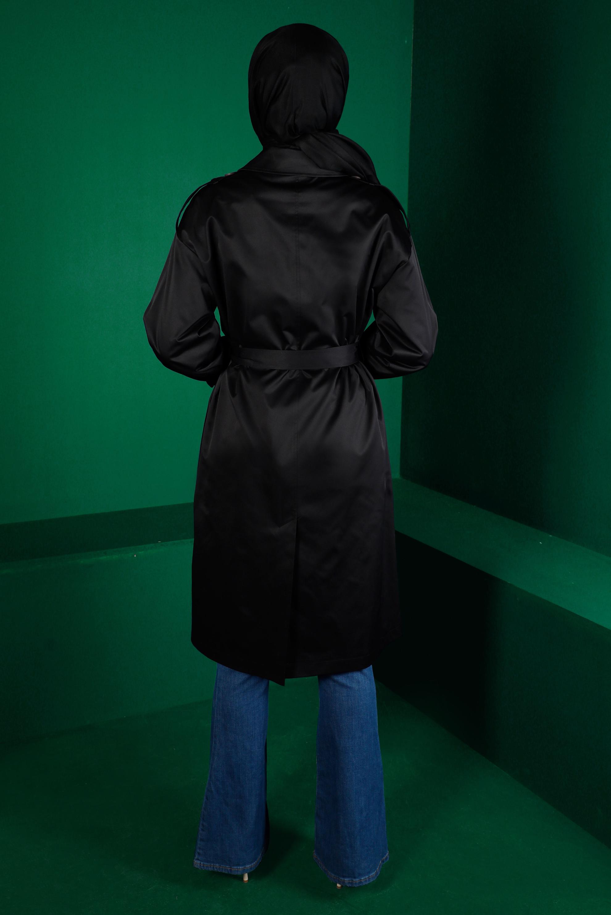 Tesettür giyim SİYAH RÜZGARLIK DETAYLI KUŞAKLI TRENÇKOT 10671 