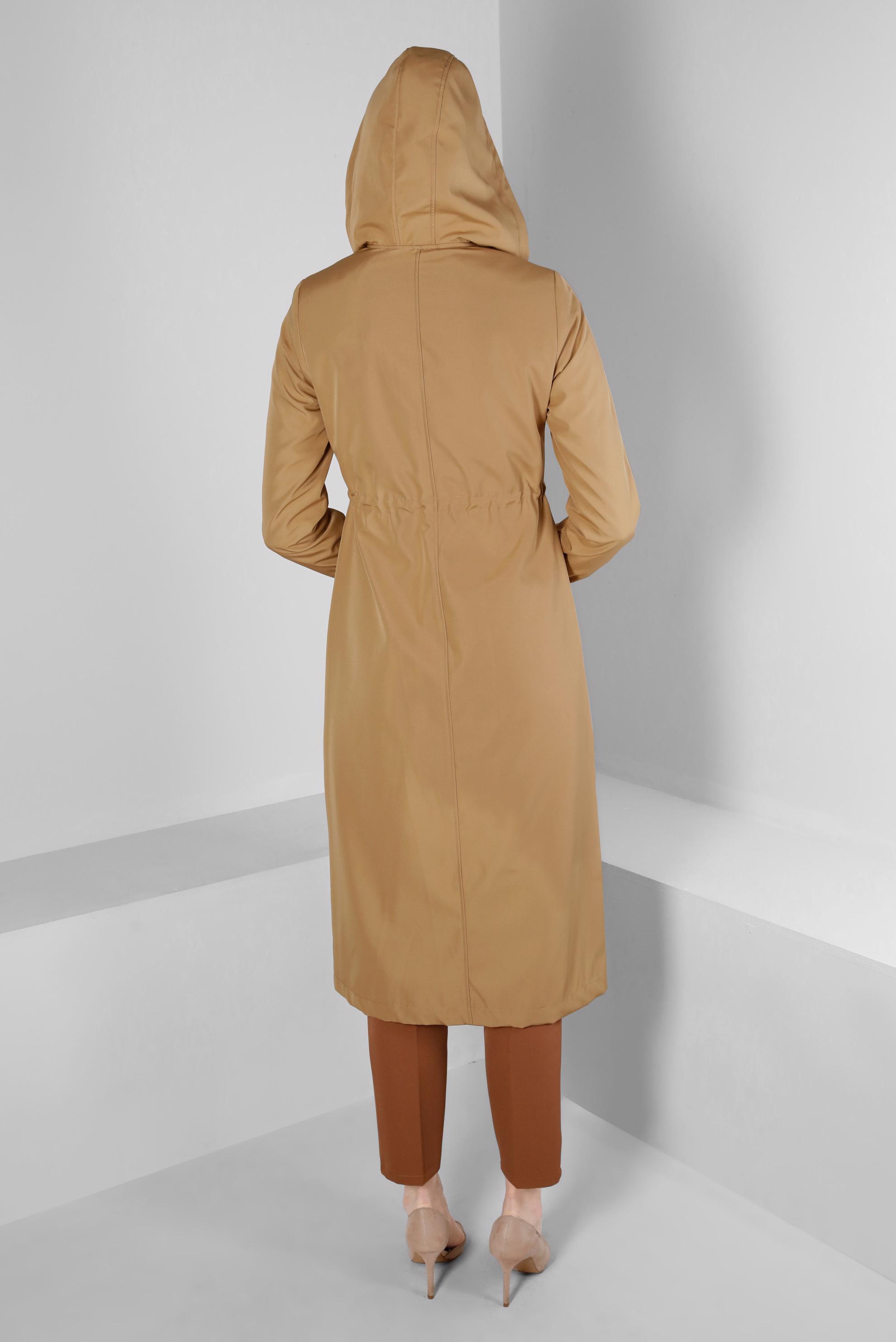 Tesettür giyim KAHVE BELİ BÜZGÜLÜ KAPÜŞONLU TRENÇKOT 10675