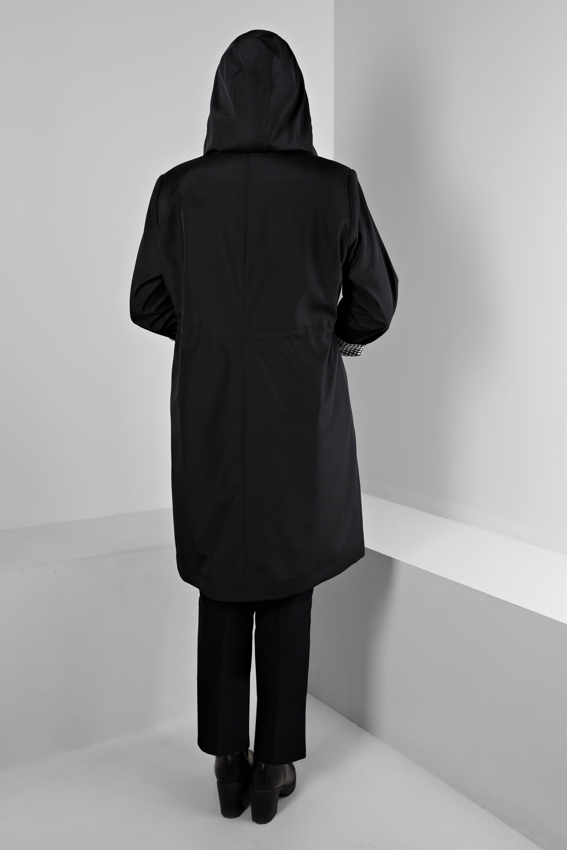 Tesettür giyim SİYAH BÜYÜK BEDEN KAPÜŞONLU TRENÇKOT 10696