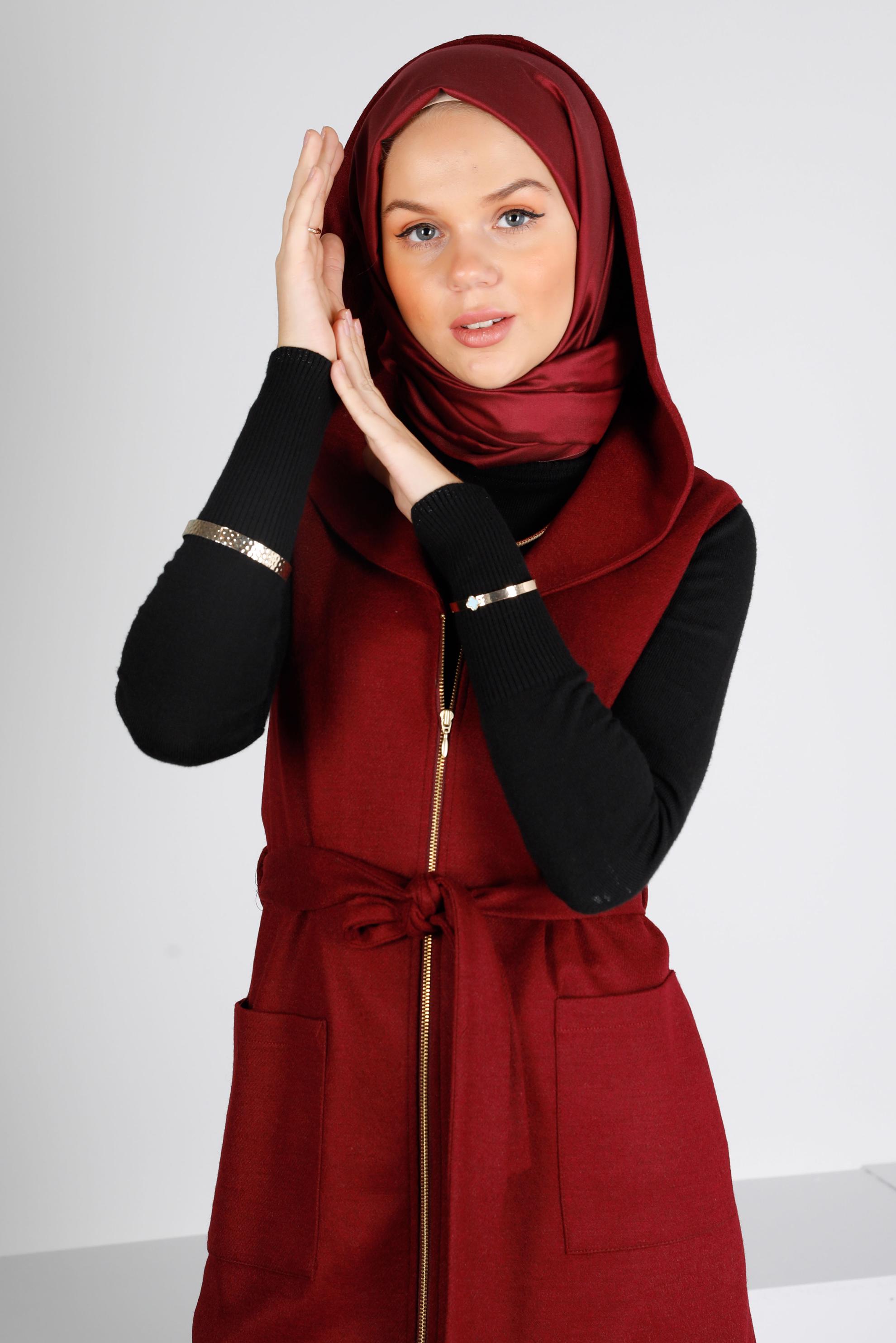 Tesettür giyim BORDO KAPÜŞONLU KUŞAKLI YELEK 43432 