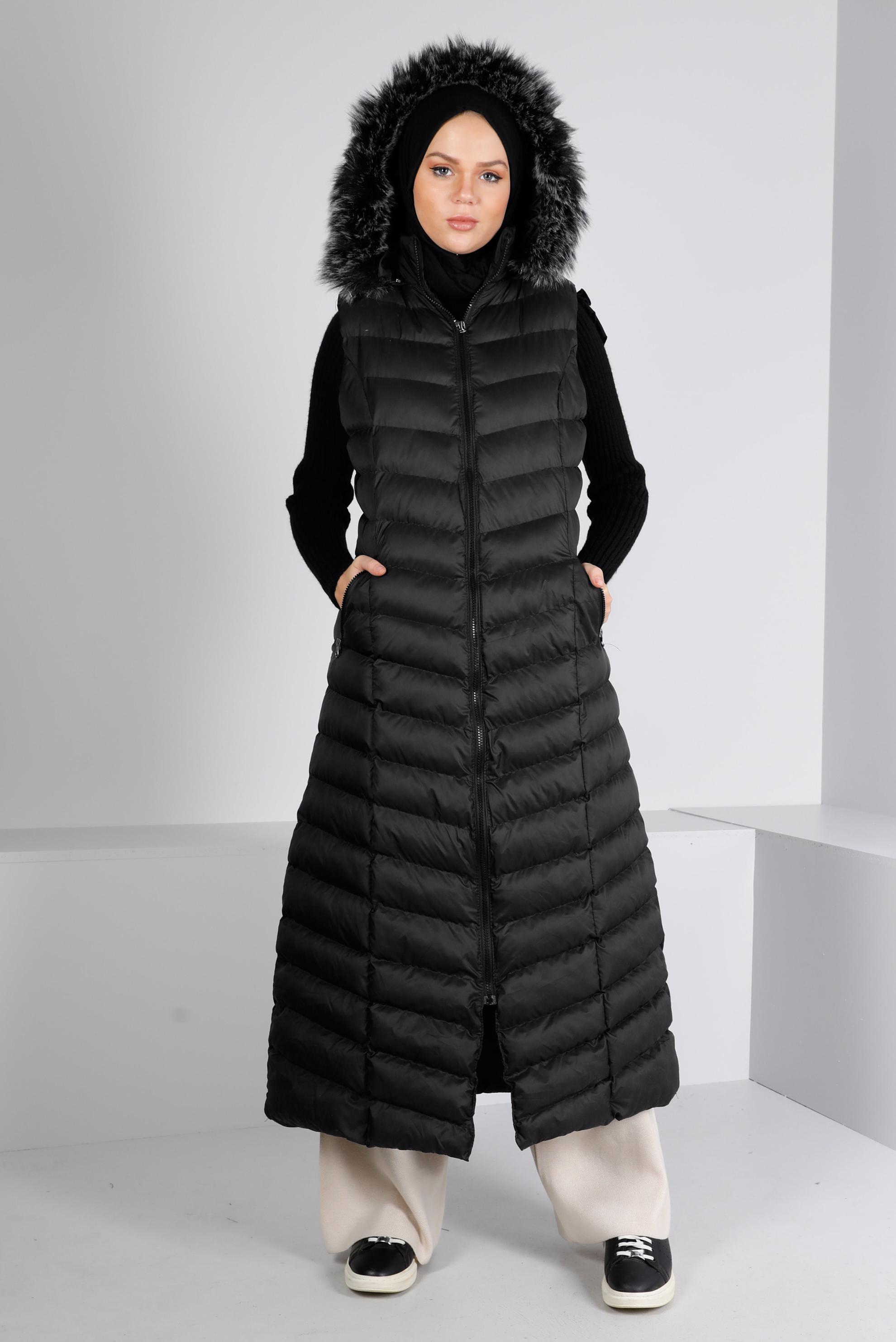 Tesettür giyim SİYAH KAPÜŞONU KÜRKLÜ ŞİŞME YELEK 90334