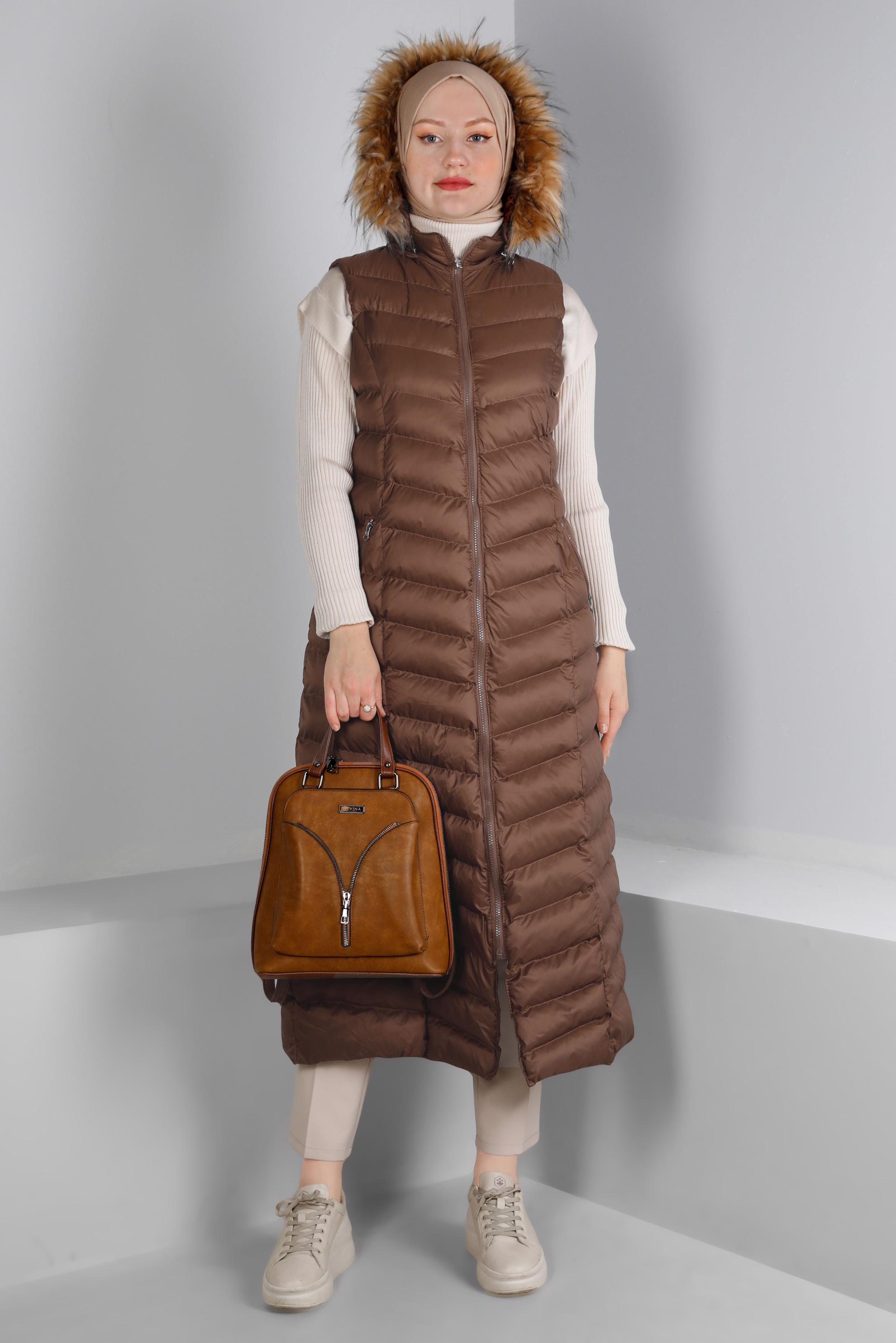 Hijab clothing TABA FURRY HOODED PUFFER VEST 90334