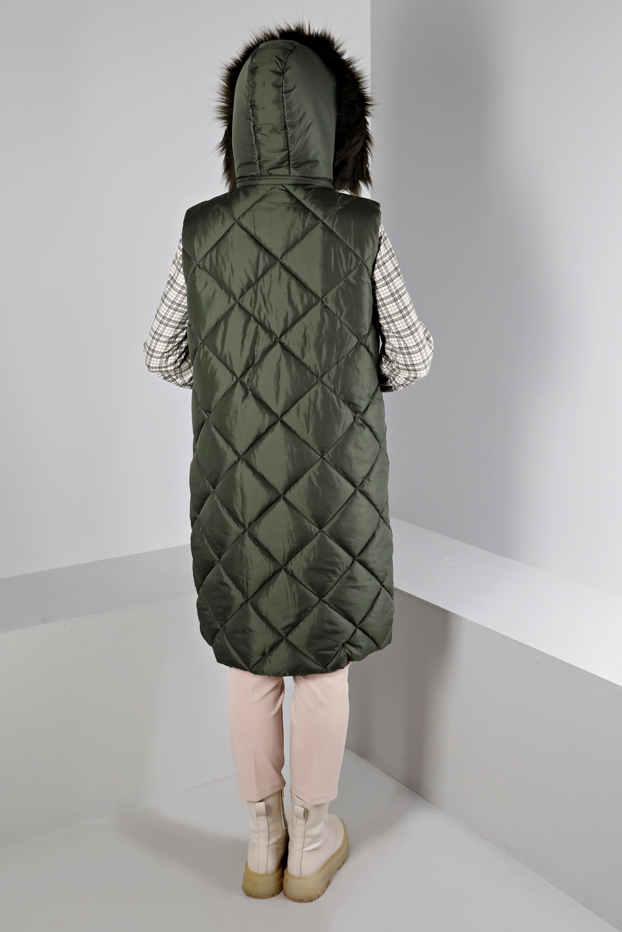 Tesettür giyim HAKİ KAPÜŞONLU KAPİTONE ŞİŞME YELEK 90336 