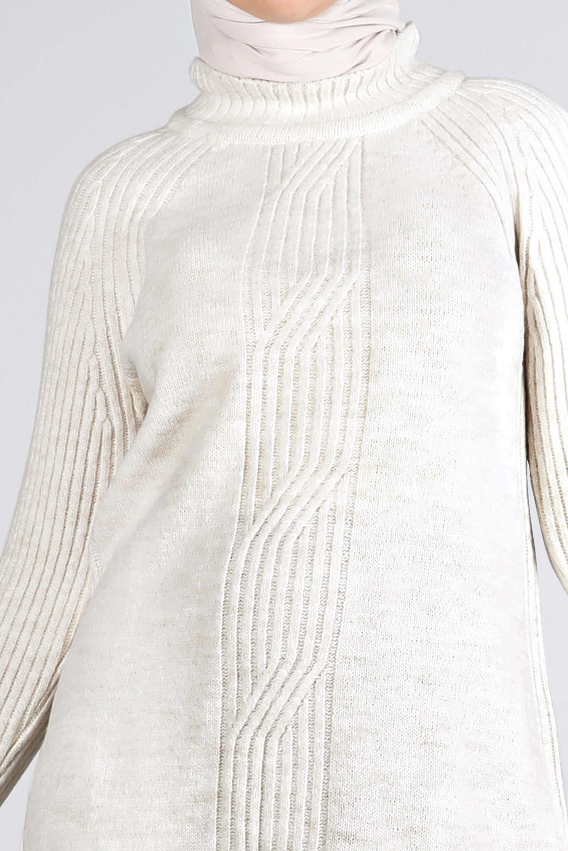 Tesettür giyim BEYAZ ÖRGÜ DESENLİ TRİKO TUNİK 43184 