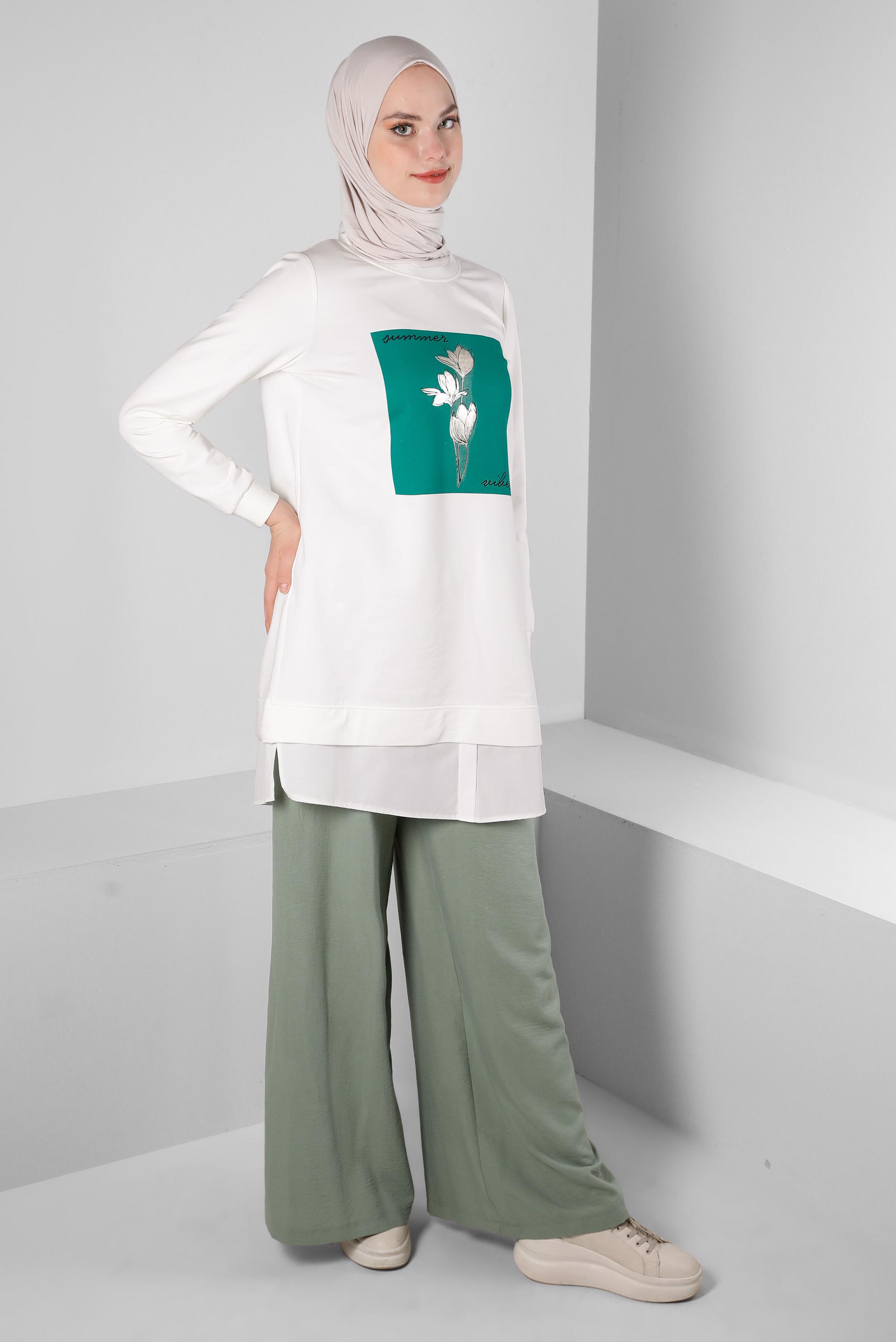 Tesettür giyim BEJ YAZI VE ÇİÇEK BASKILI EŞOFMAN TUNİK 43556