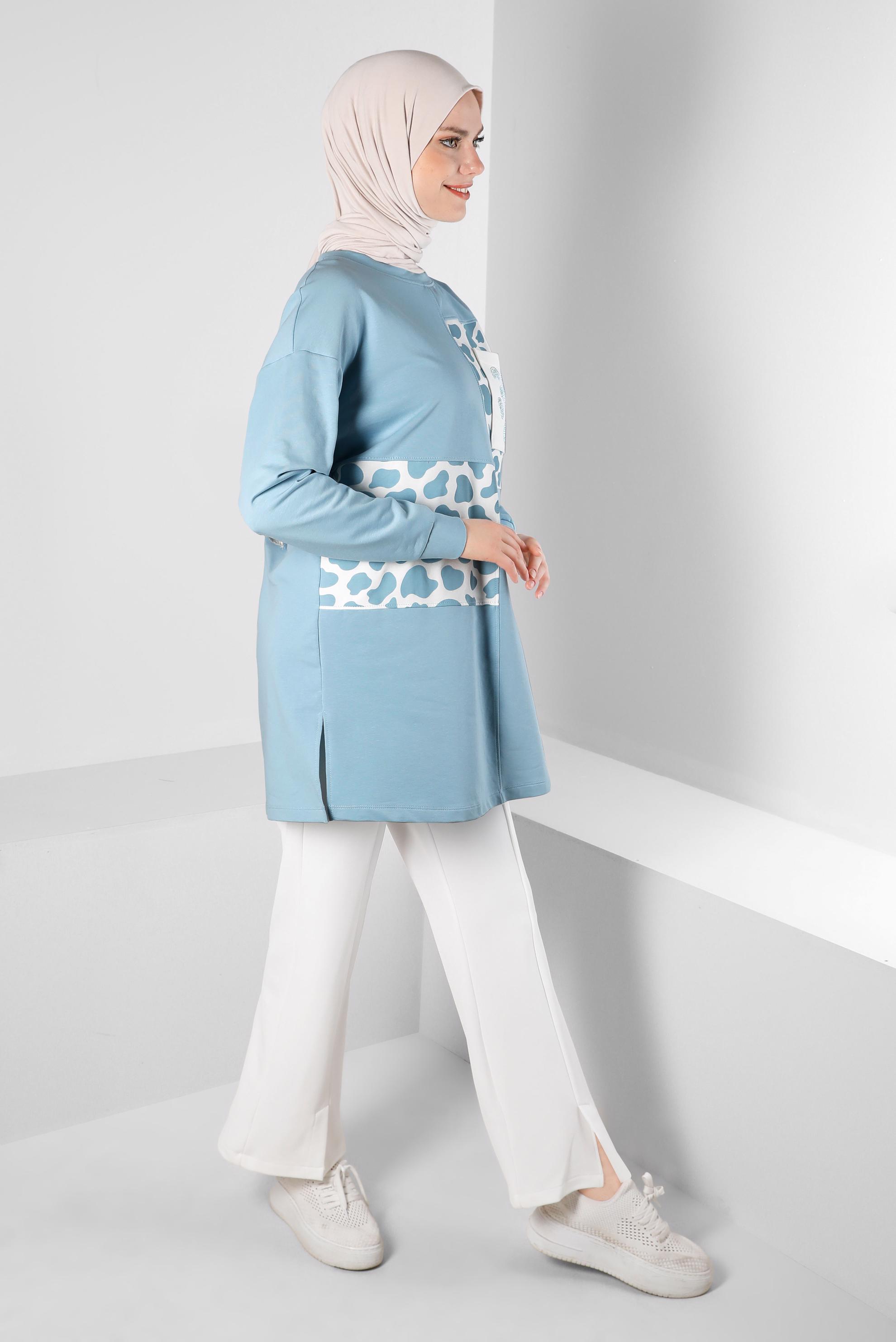 Tesettür giyim MAVİ DESENLİ BASKILI EŞOFMAN TUNİK 43621