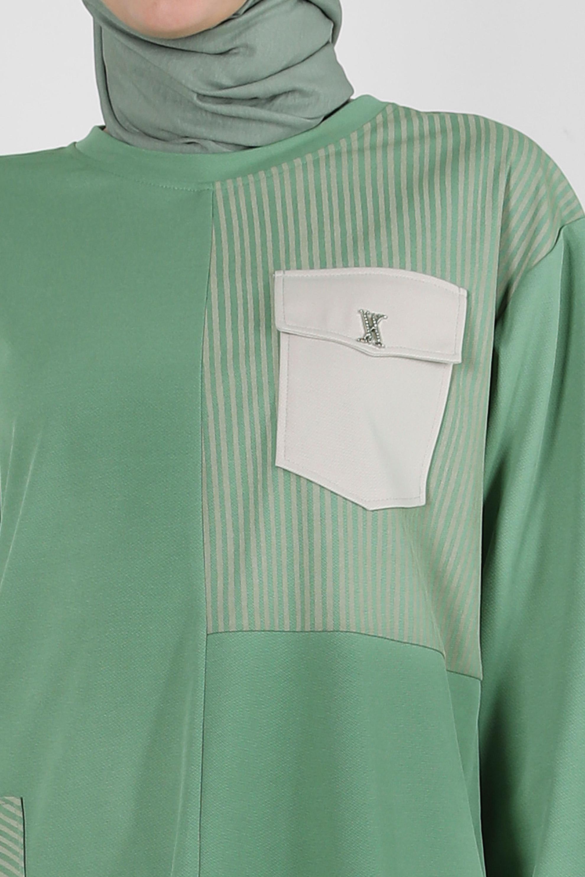 Tesettür giyim YEŞİL ÇİZGİ DETAYLI BİSİKLET YAKA EŞOFMAN TUNİK 43804