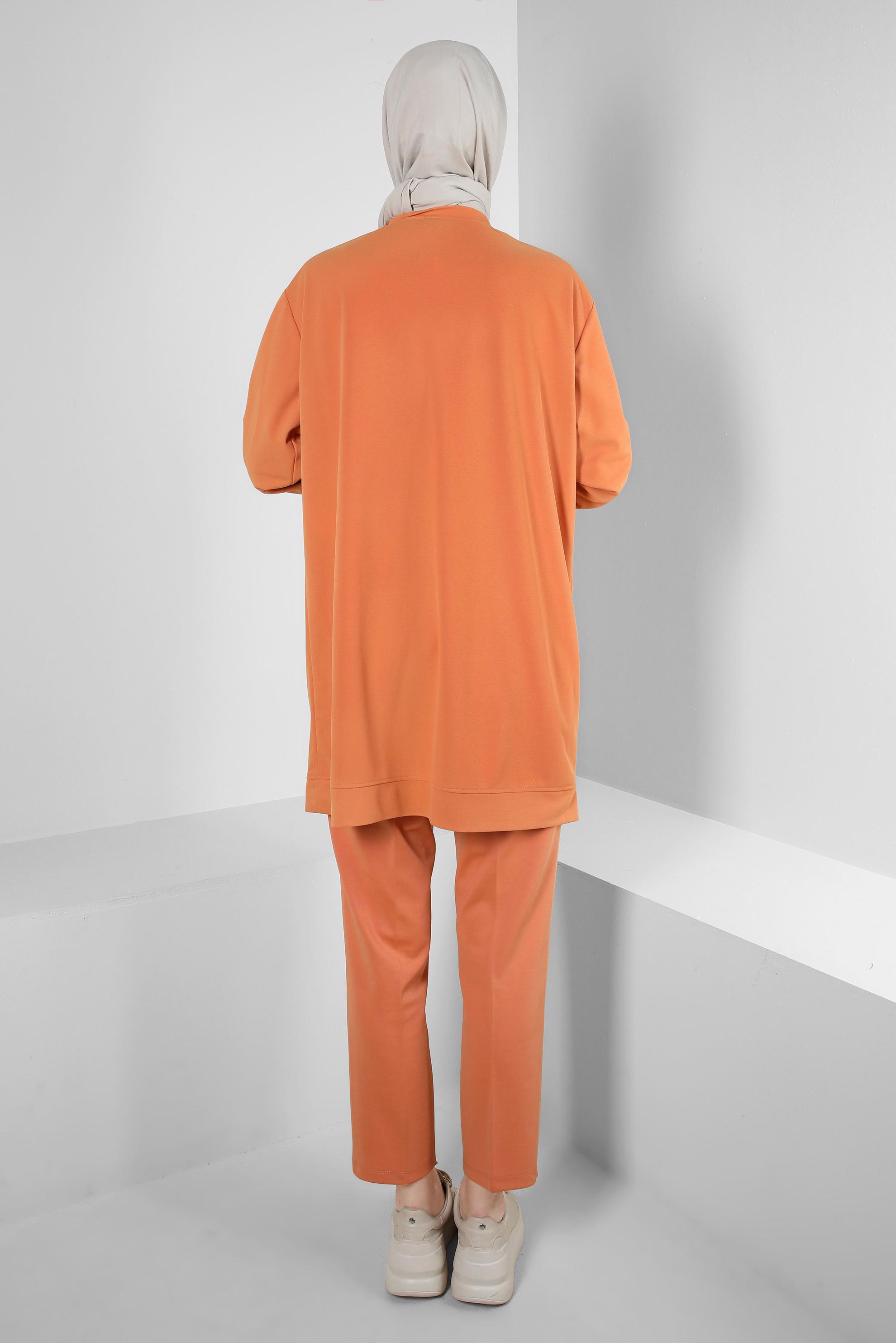 Tesettür giyim TURUNCU ÇİZGİ DETAYLI BİSİKLET YAKA EŞOFMAN TUNİK 43804